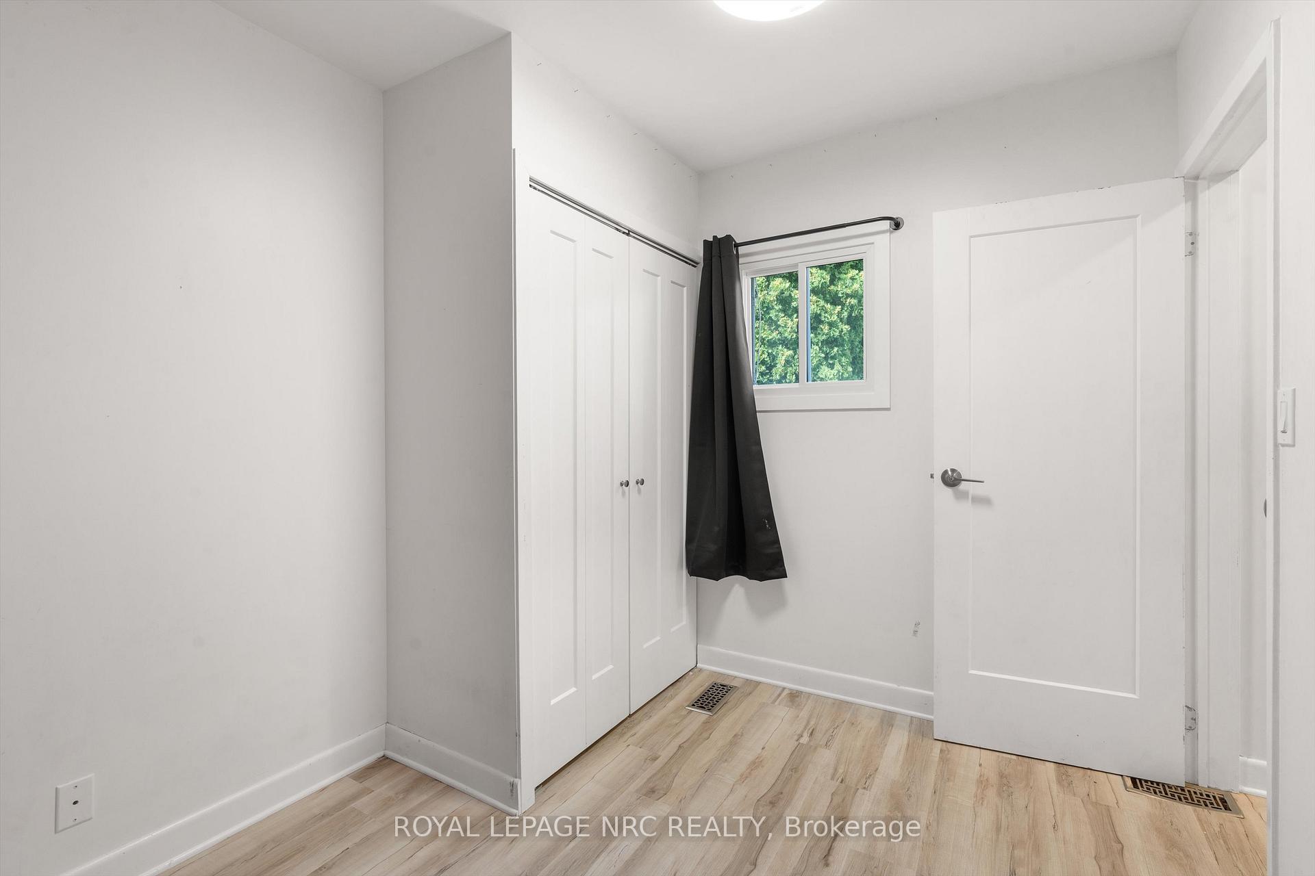 Photo 26 of 27 Maplecrest Avenue, St. Catharines, Burleigh Hill — HOMEH
