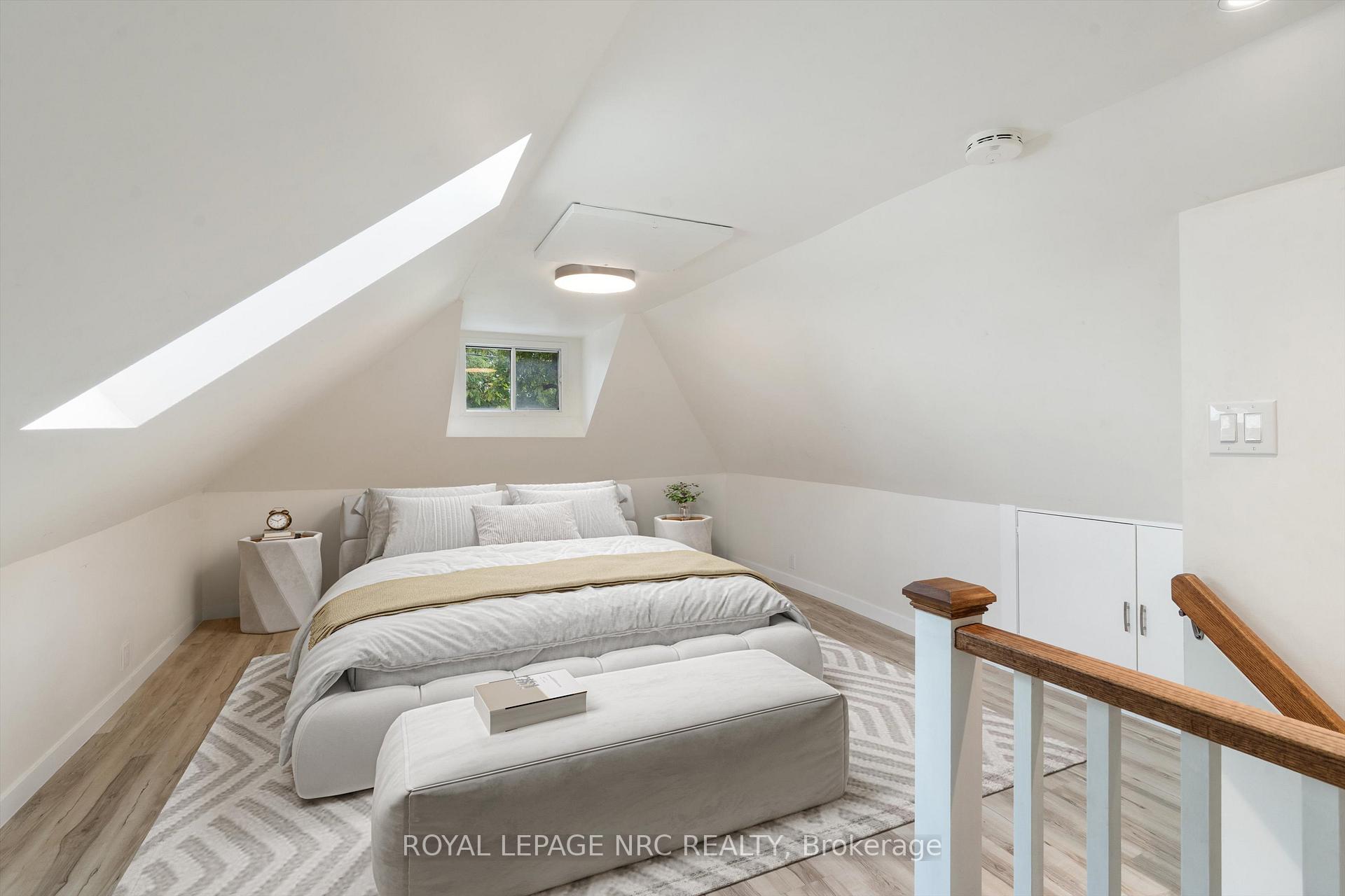 Photo 27 of 27 Maplecrest Avenue, St. Catharines, Burleigh Hill — HOMEH