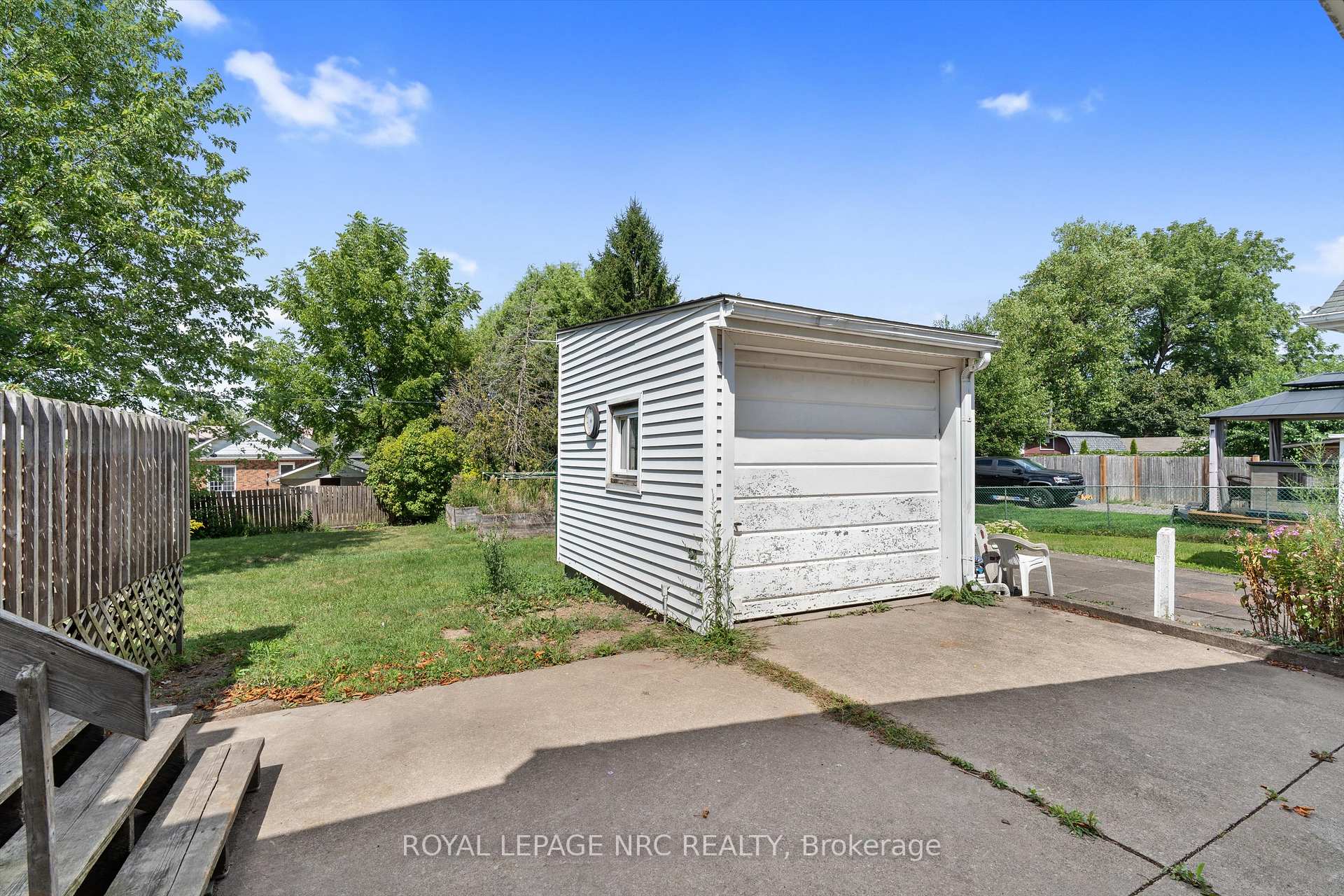 Photo 33 of 27 Maplecrest Avenue, St. Catharines, Burleigh Hill — HOMEH