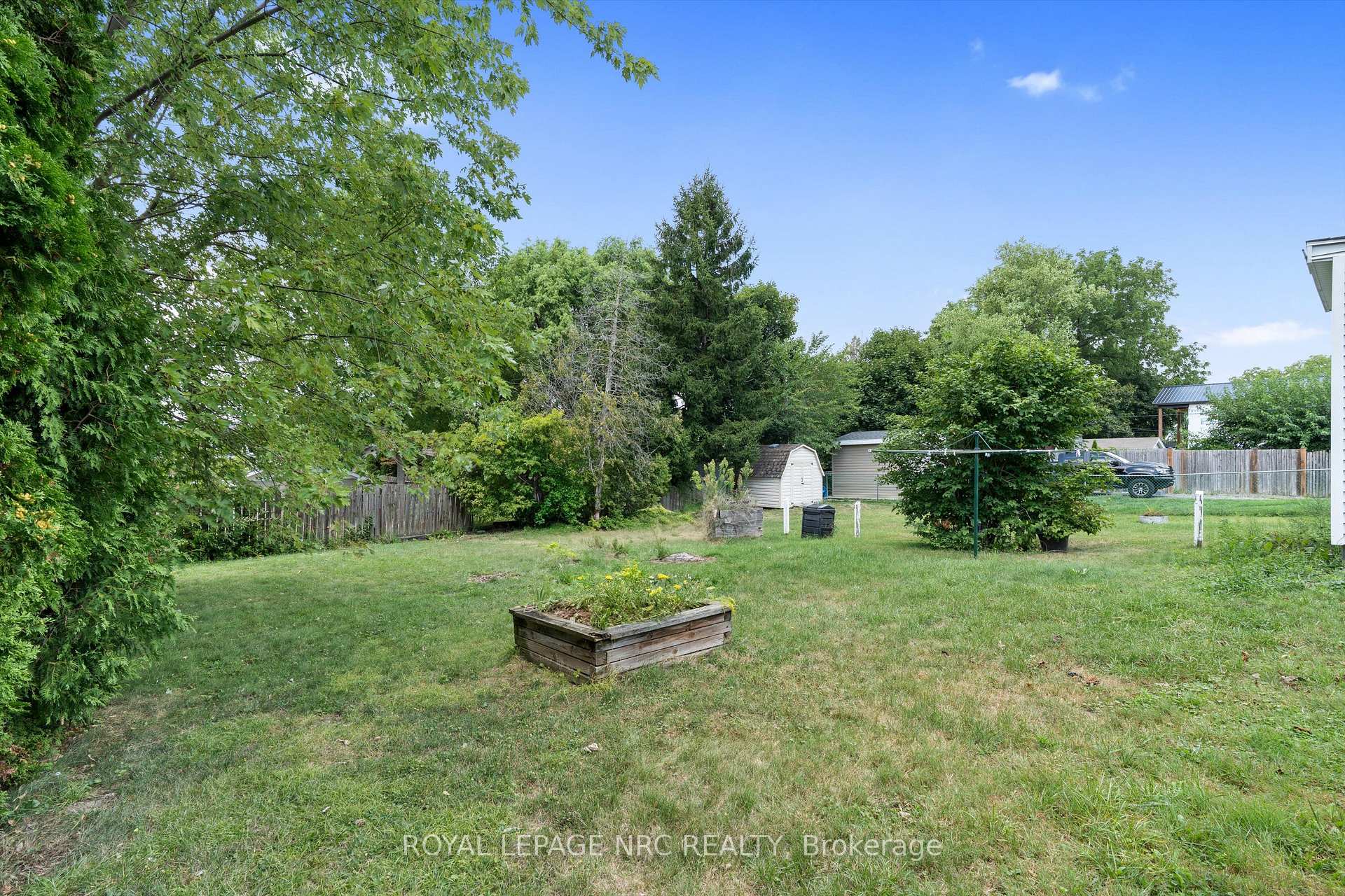 Photo 36 of 27 Maplecrest Avenue, St. Catharines, Burleigh Hill — HOMEH
