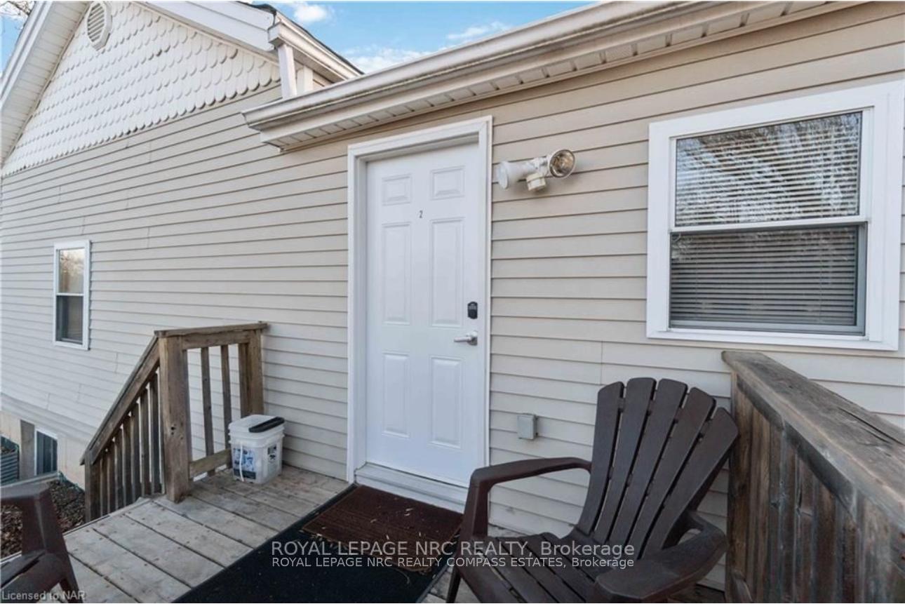 Photo 3 of Unit 2, 29 Lincoln Avenue, St. Catharines, Oakdale — HOMEH