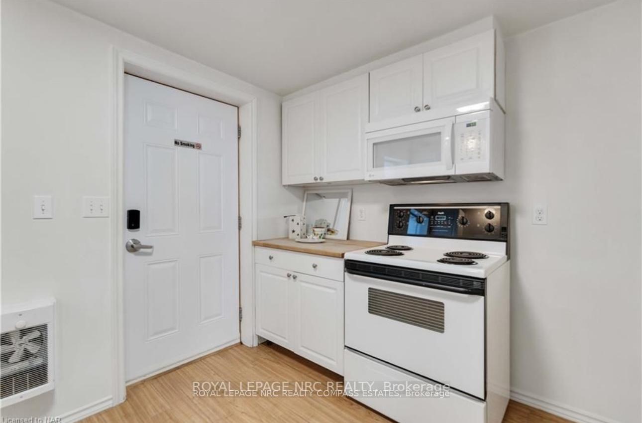 Photo 4 of Unit 2, 29 Lincoln Avenue, St. Catharines, Oakdale — HOMEH
