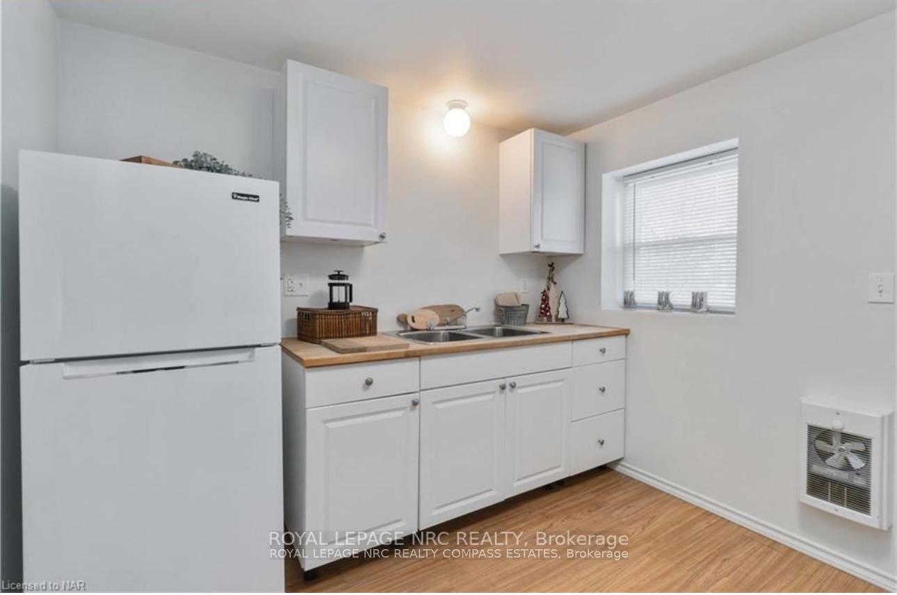 Photo 8 of Unit 2, 29 Lincoln Avenue, St. Catharines, Oakdale — HOMEH