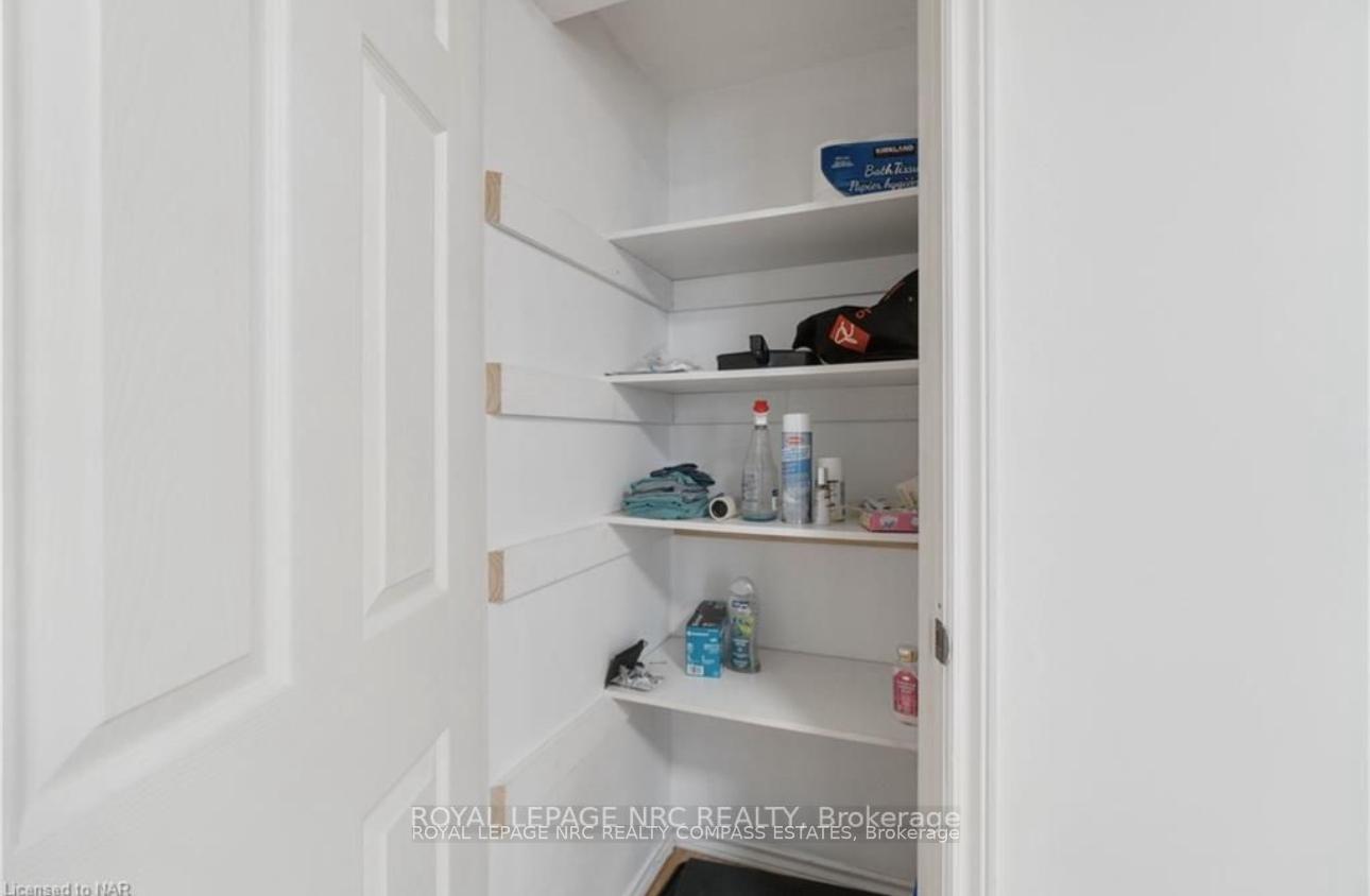 Photo 10 of Unit 2, 29 Lincoln Avenue, St. Catharines, Oakdale — HOMEH