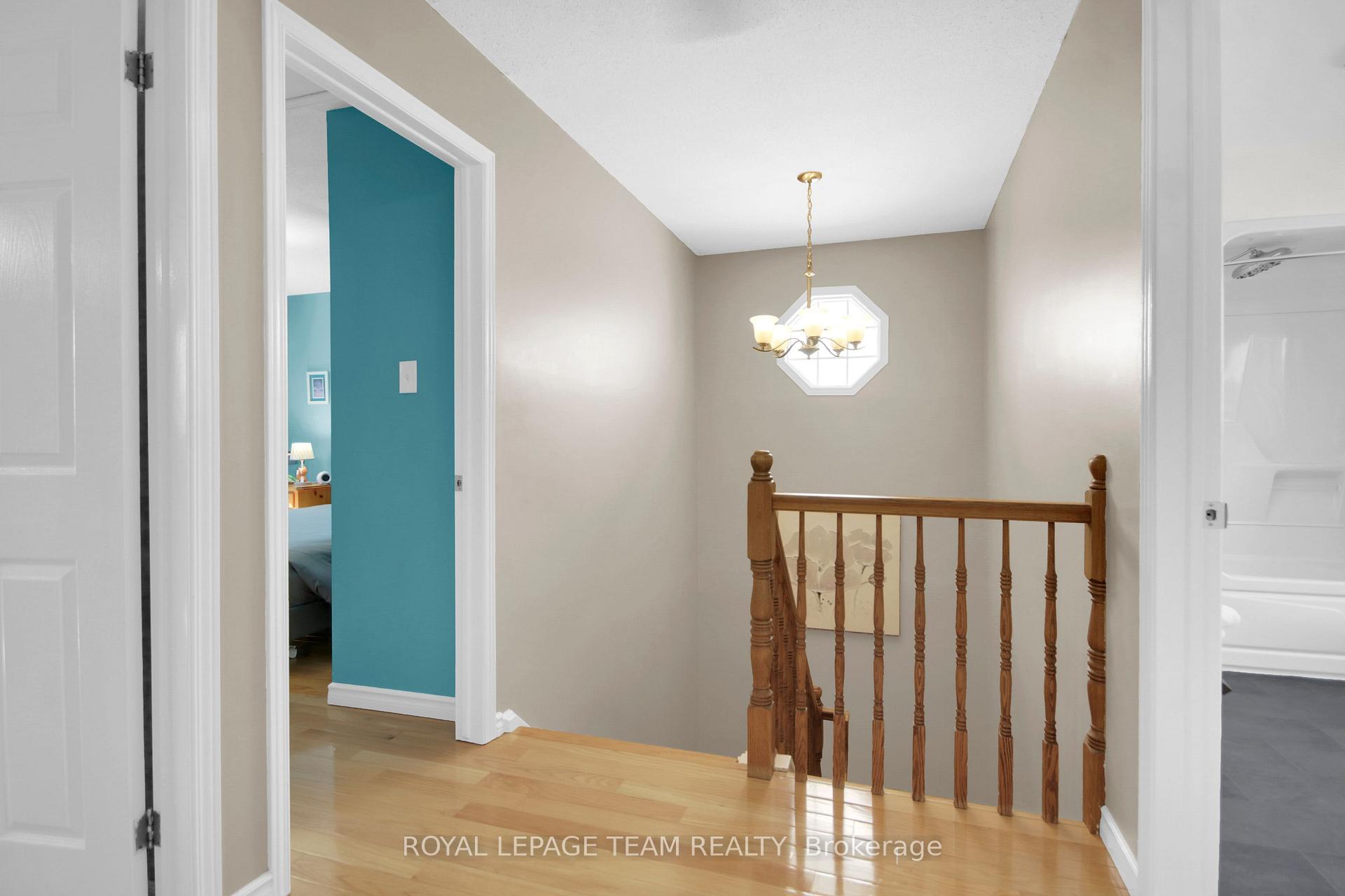 Photo 20 of 18 Victor Street, Ottawa, Stittsville (Central) — HOMEH