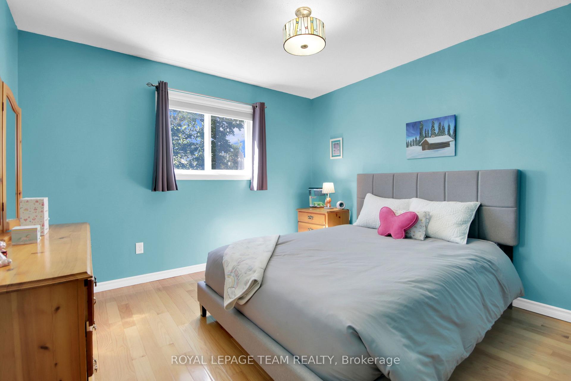 Photo 23 of 18 Victor Street, Ottawa, Stittsville (Central) — HOMEH