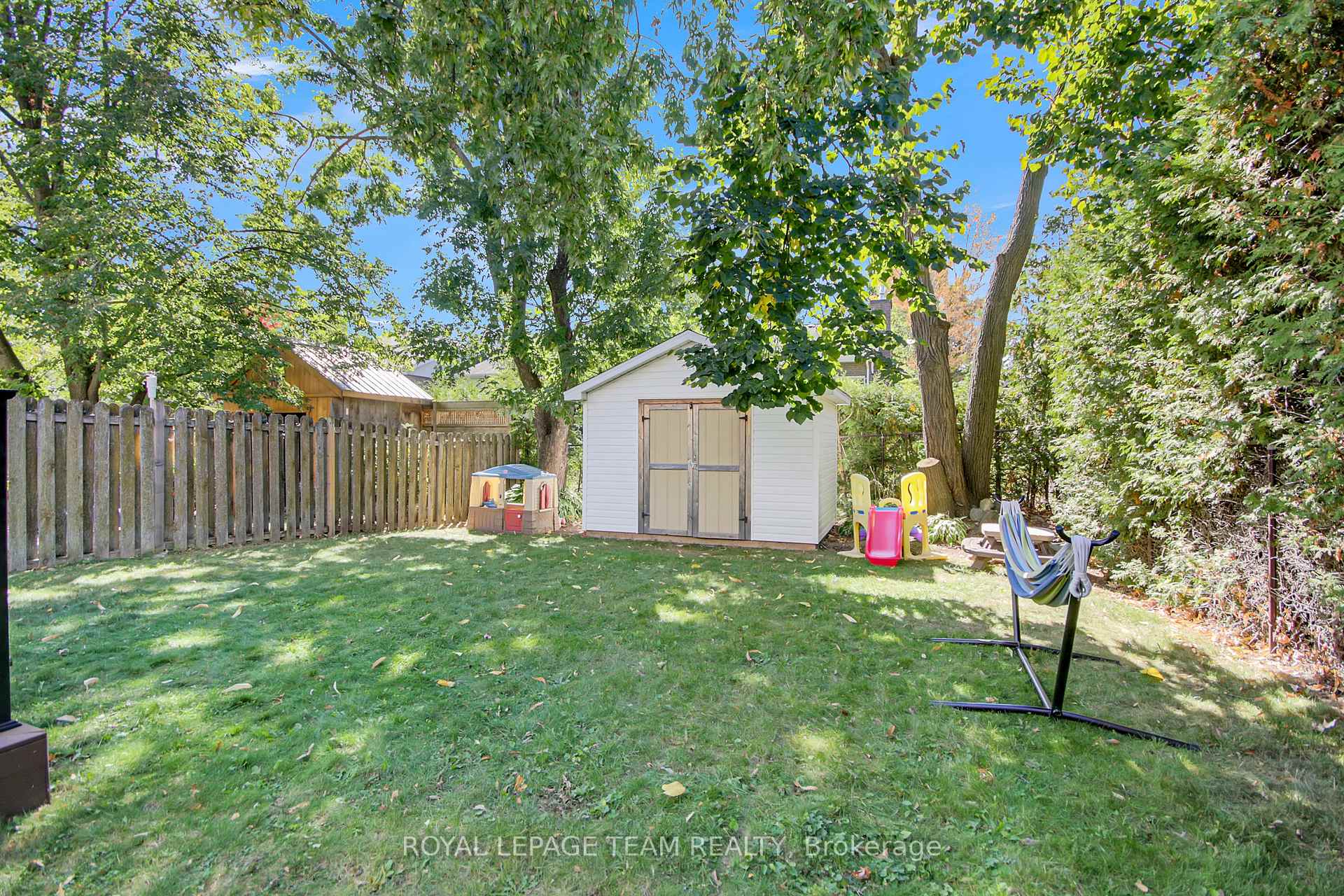 Photo 36 of 18 Victor Street, Ottawa, Stittsville (Central) — HOMEH