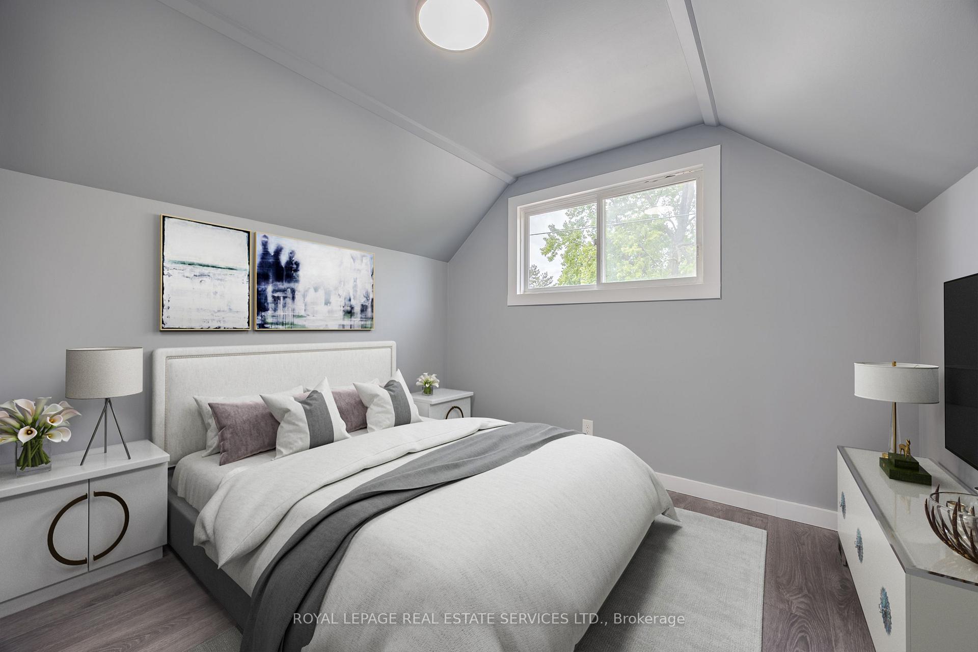 Photo 18 of 120 Page Street, St. Catharines, E. Chester — HOMEH