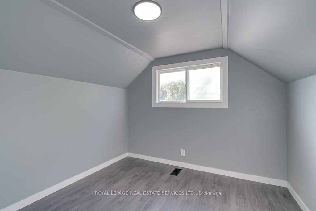 Photo 19 of 120 Page Street, St. Catharines, E. Chester — HOMEH