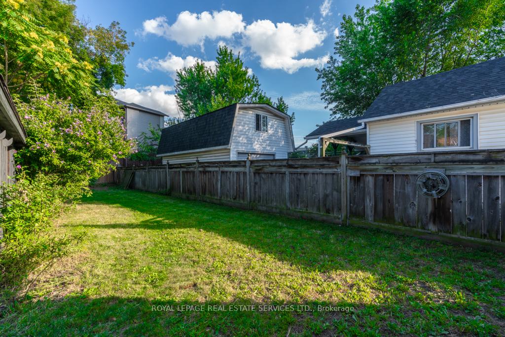 Photo 25 of 120 Page Street, St. Catharines, E. Chester — HOMEH