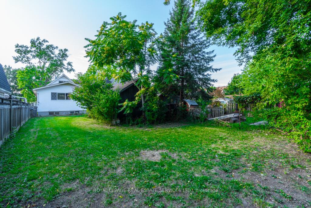 Photo 28 of 120 Page Street, St. Catharines, E. Chester — HOMEH