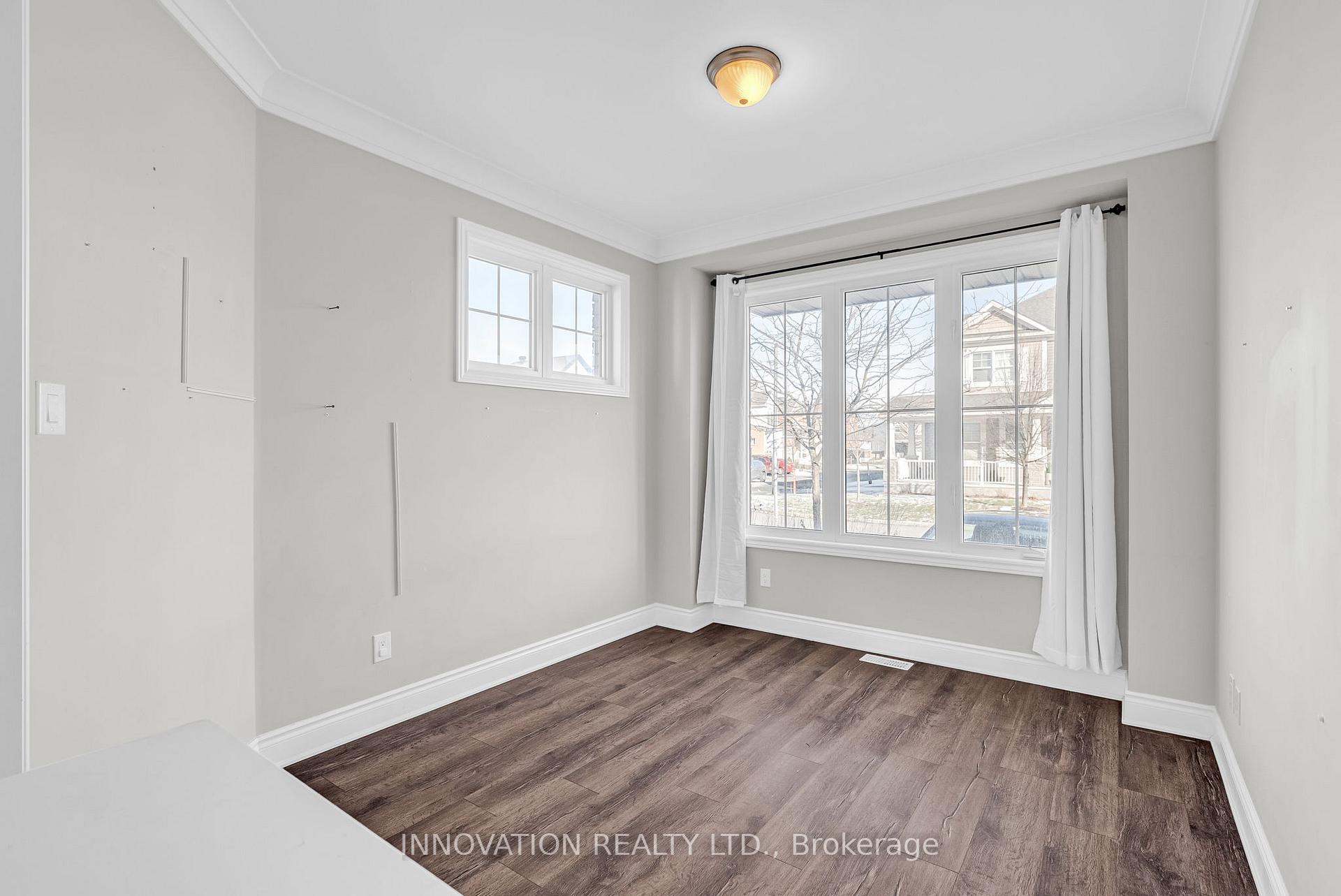Photo 4 of 40 Sweetbay Circle, Ottawa, Stittsville (North) — HOMEH