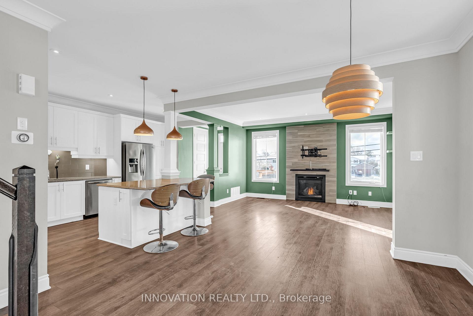 Photo 5 of 40 Sweetbay Circle, Ottawa, Stittsville (North) — HOMEH
