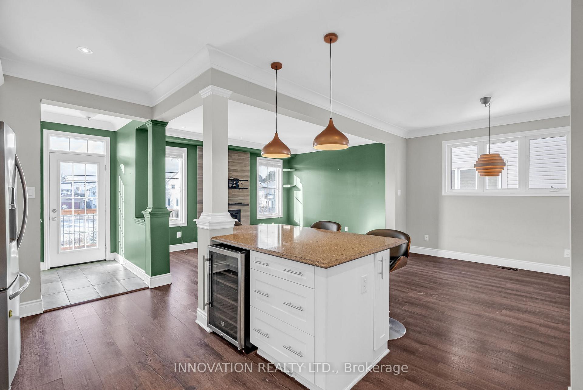 Photo 8 of 40 Sweetbay Circle, Ottawa, Stittsville (North) — HOMEH