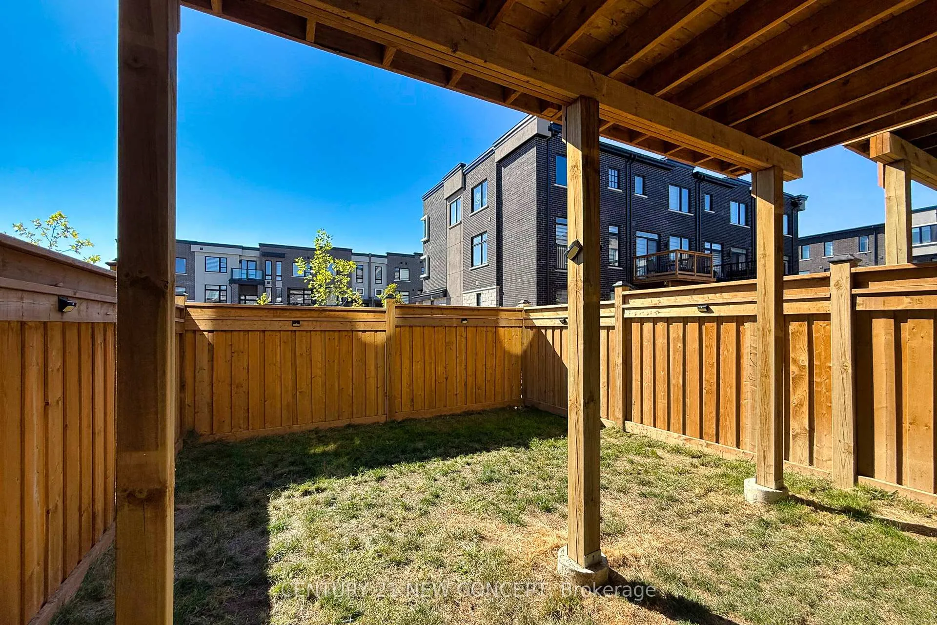 Photo 45 of 1671 Hidden Valley Glen, Pickering, Duffin Heights — HOMEH