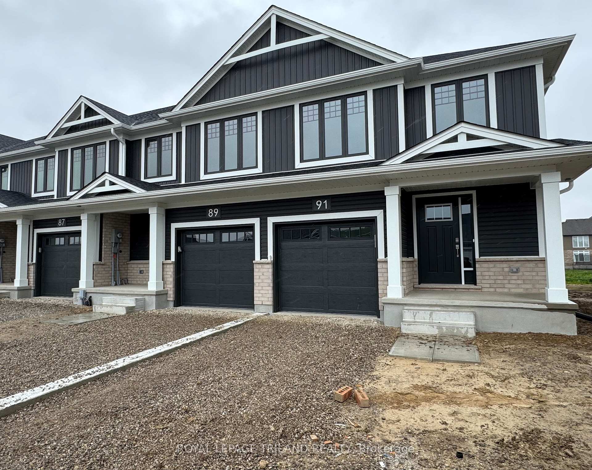 Photo 1 of 91 Empire Parkway, St. Thomas — HOMEH