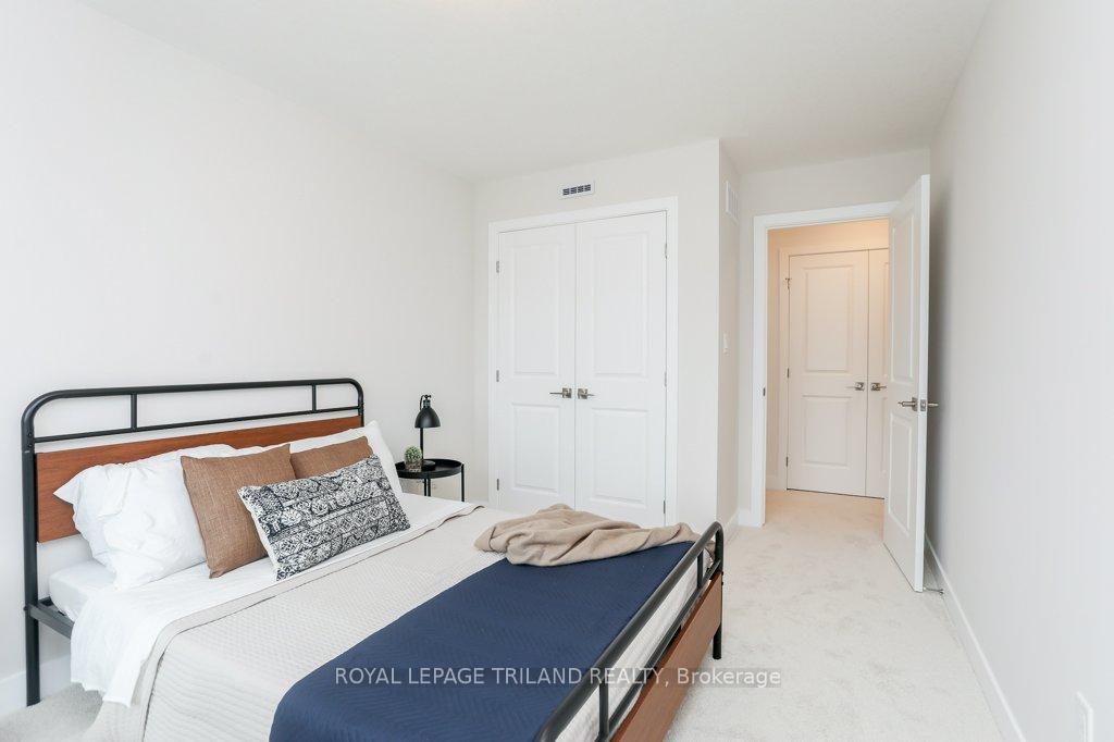 Photo 34 of 91 Empire Parkway, St. Thomas — HOMEH