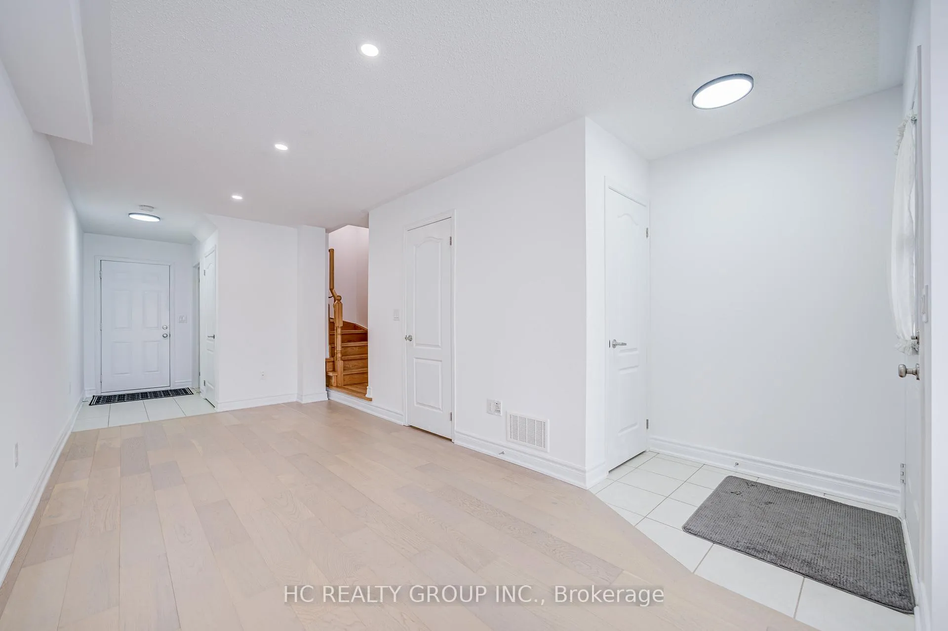 Photo 2 of 5259 Major Mackenzie Drive E, Markham, Berczy — HOMEH