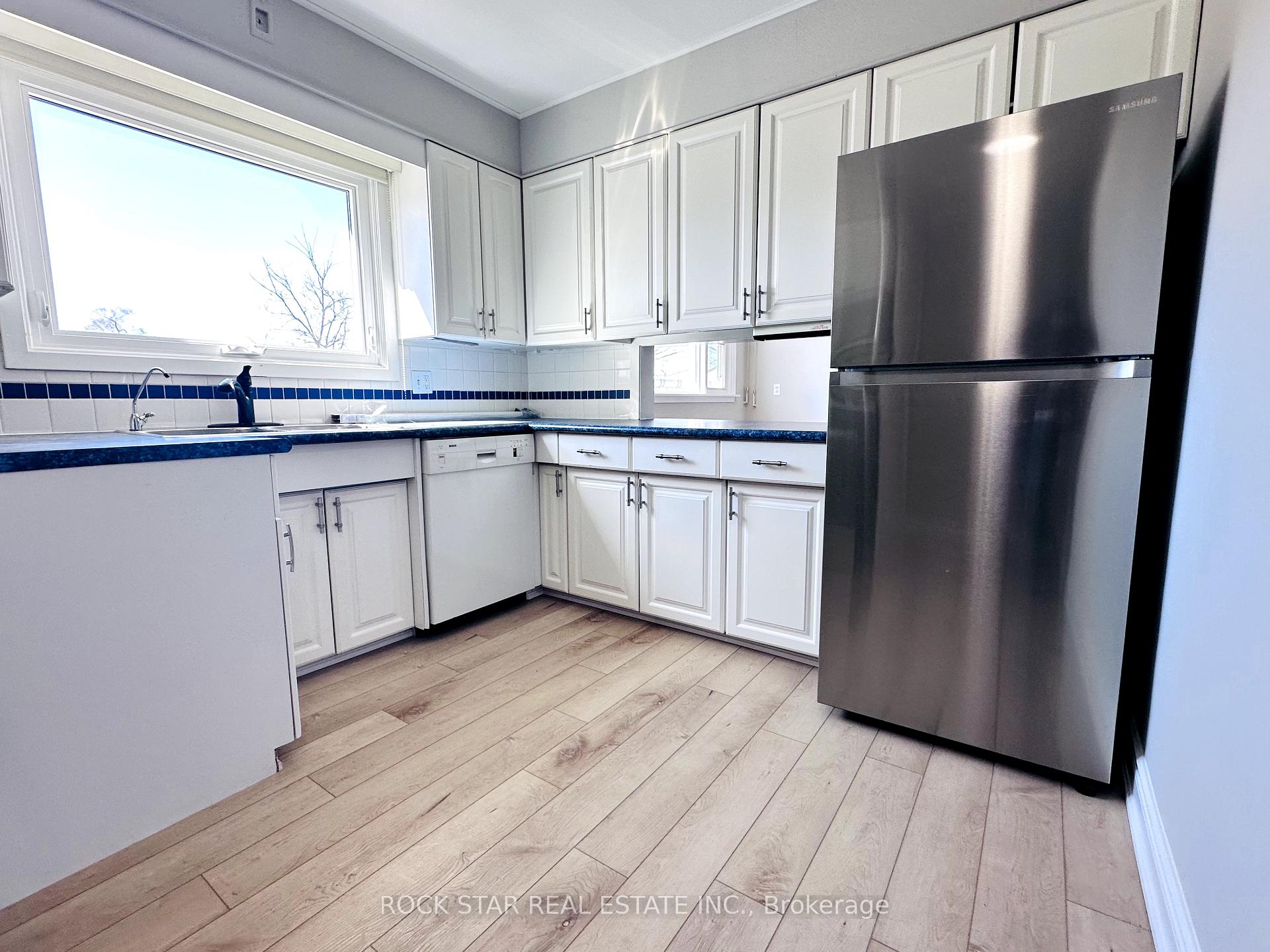 Photo 3 of 73 Bunting Road, St. Catharines, E. Chester — HOMEH