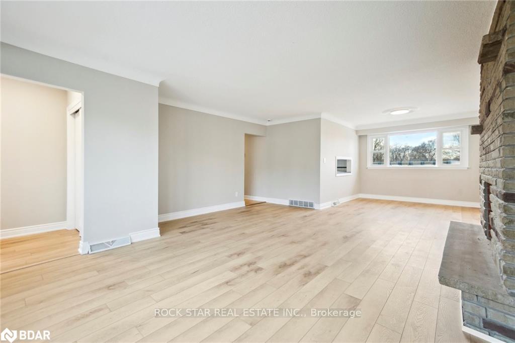 Photo 9 of 73 Bunting Road, St. Catharines, E. Chester — HOMEH
