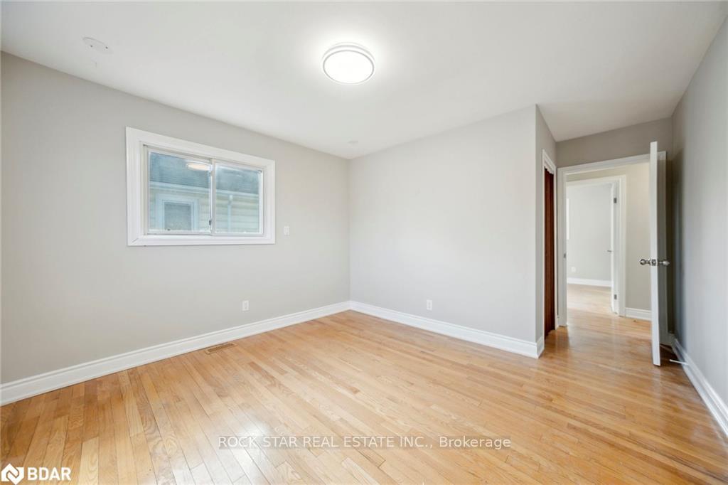 Photo 13 of 73 Bunting Road, St. Catharines, E. Chester — HOMEH