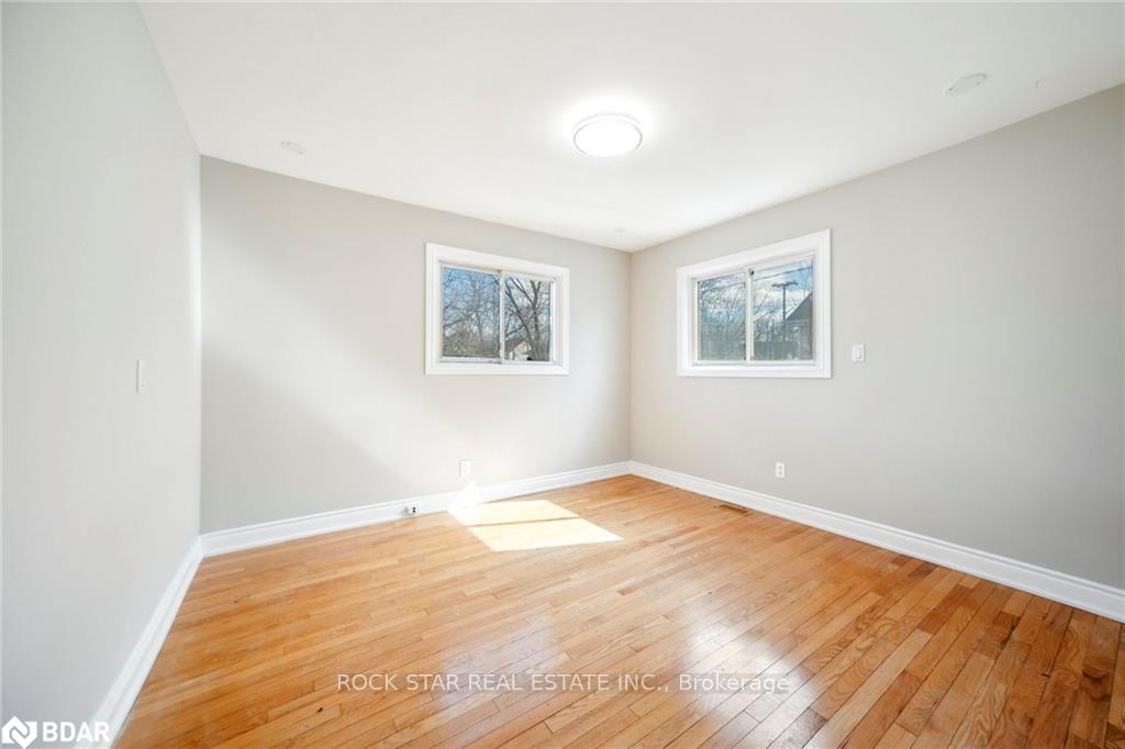Photo 14 of 73 Bunting Road, St. Catharines, E. Chester — HOMEH