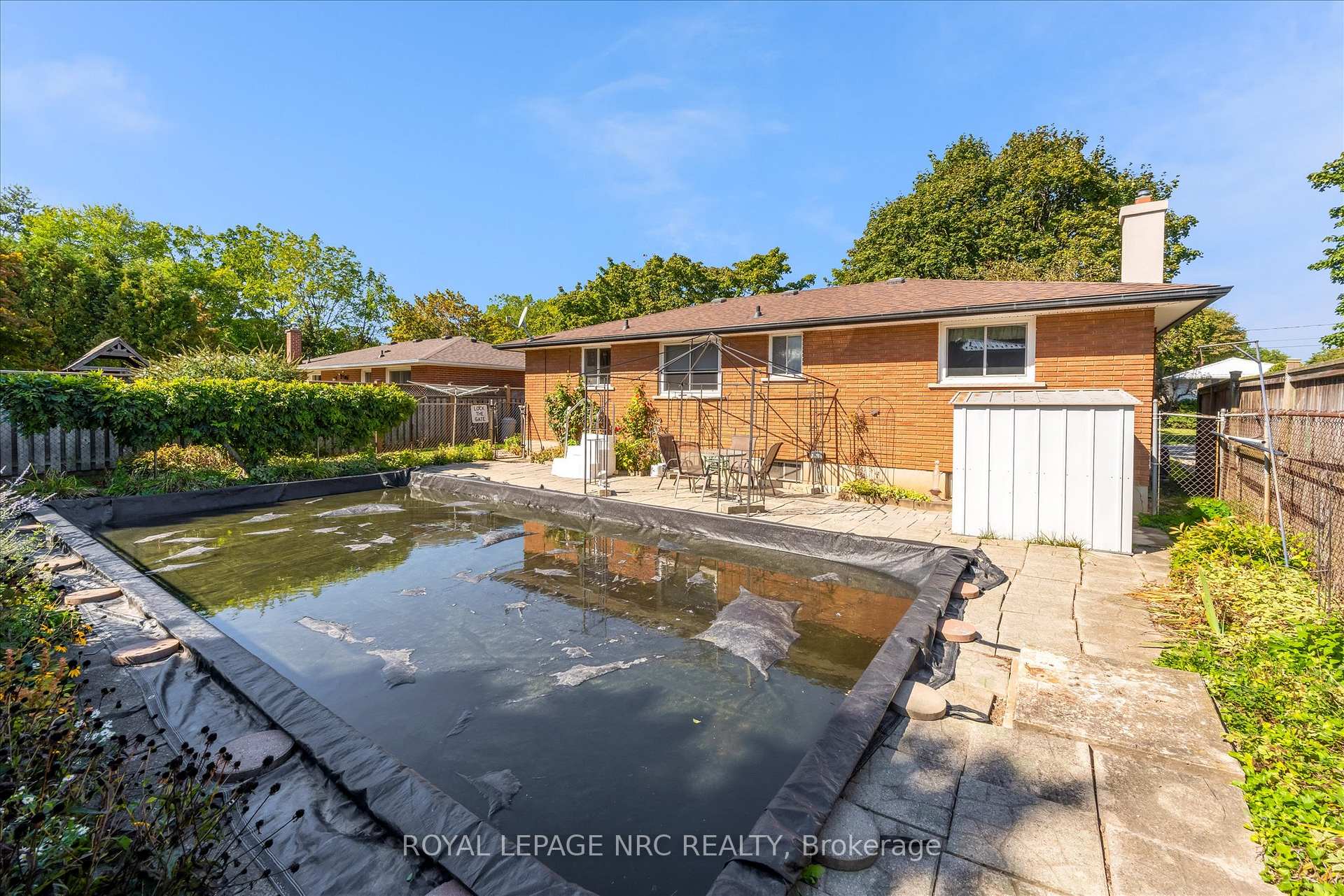 Photo 5 of 59 Croydon Drive, St. Catharines, Lakeshore — HOMEH