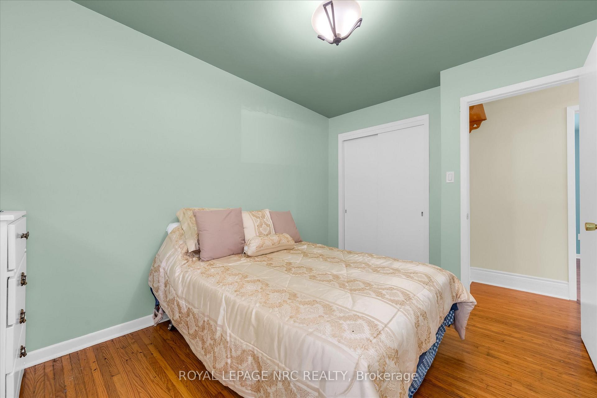 Photo 22 of 59 Croydon Drive, St. Catharines, Lakeshore — HOMEH