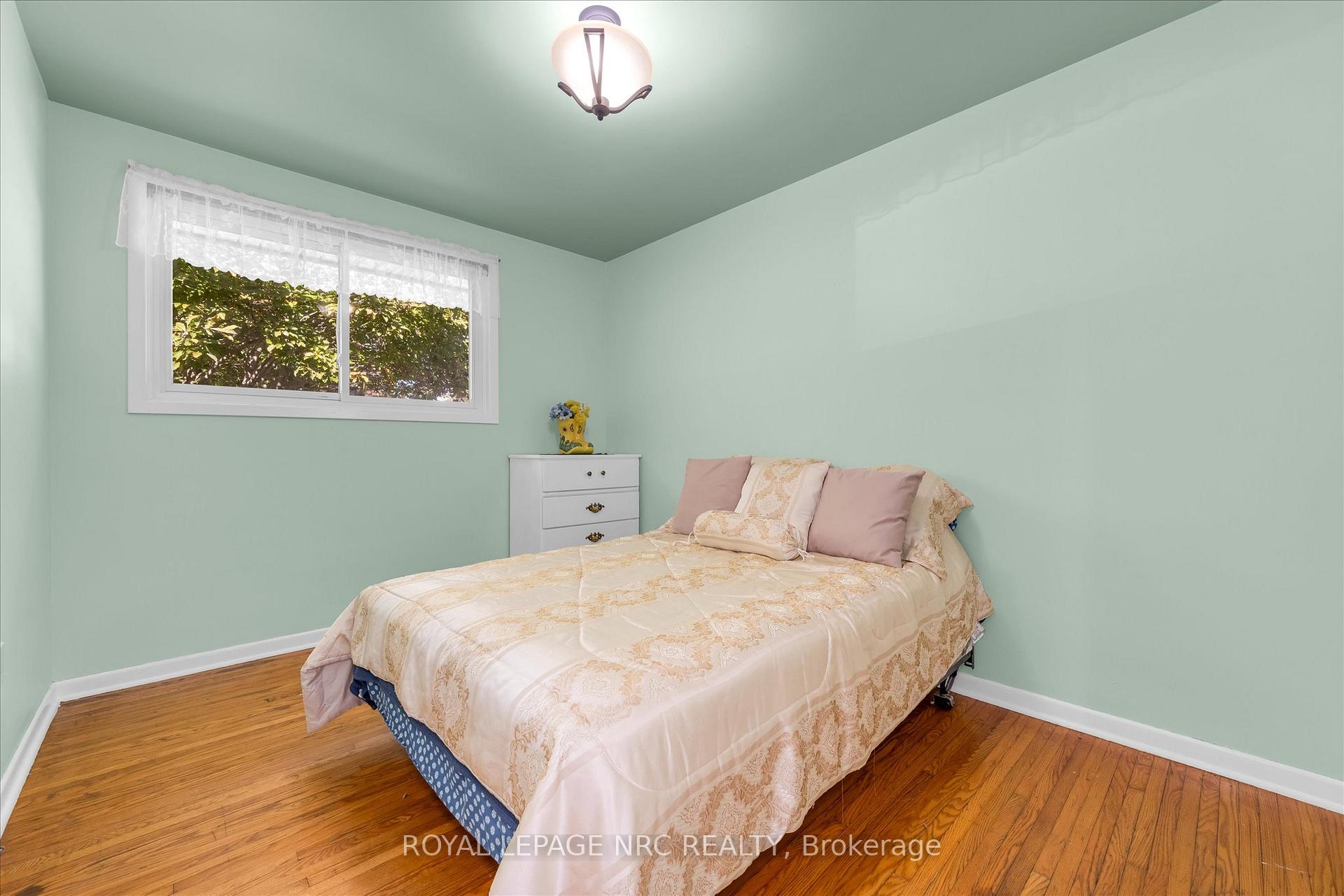 Photo 23 of 59 Croydon Drive, St. Catharines, Lakeshore — HOMEH