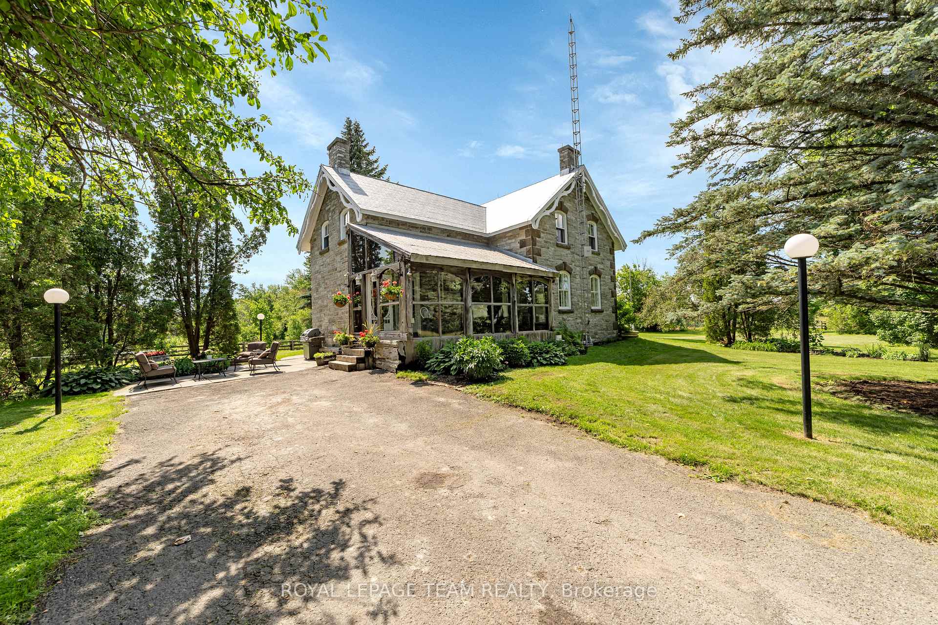 Photo 2 of 8202 Flewellyn Road, Ottawa, Remainder of Stittsville & Area — HOMEH