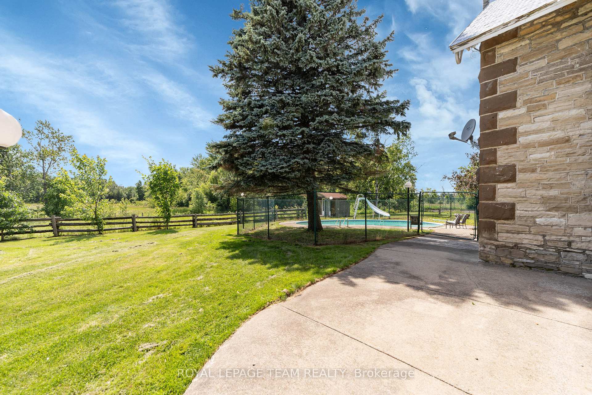 Photo 22 of 8202 Flewellyn Road, Ottawa, Remainder of Stittsville & Area — HOMEH