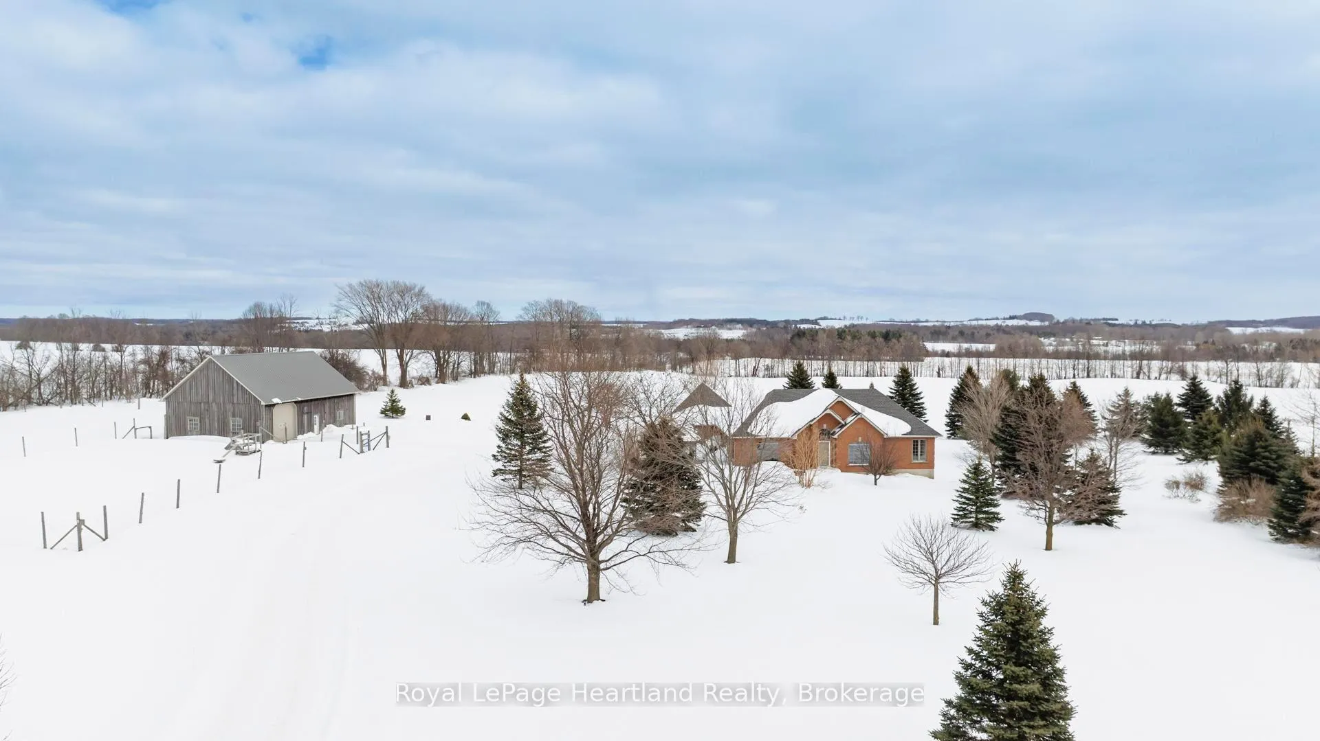 Photo 1 of 81572 Lucknow Line, Ashfield-Colborne-Wawanosh, Colborne — HOMEH