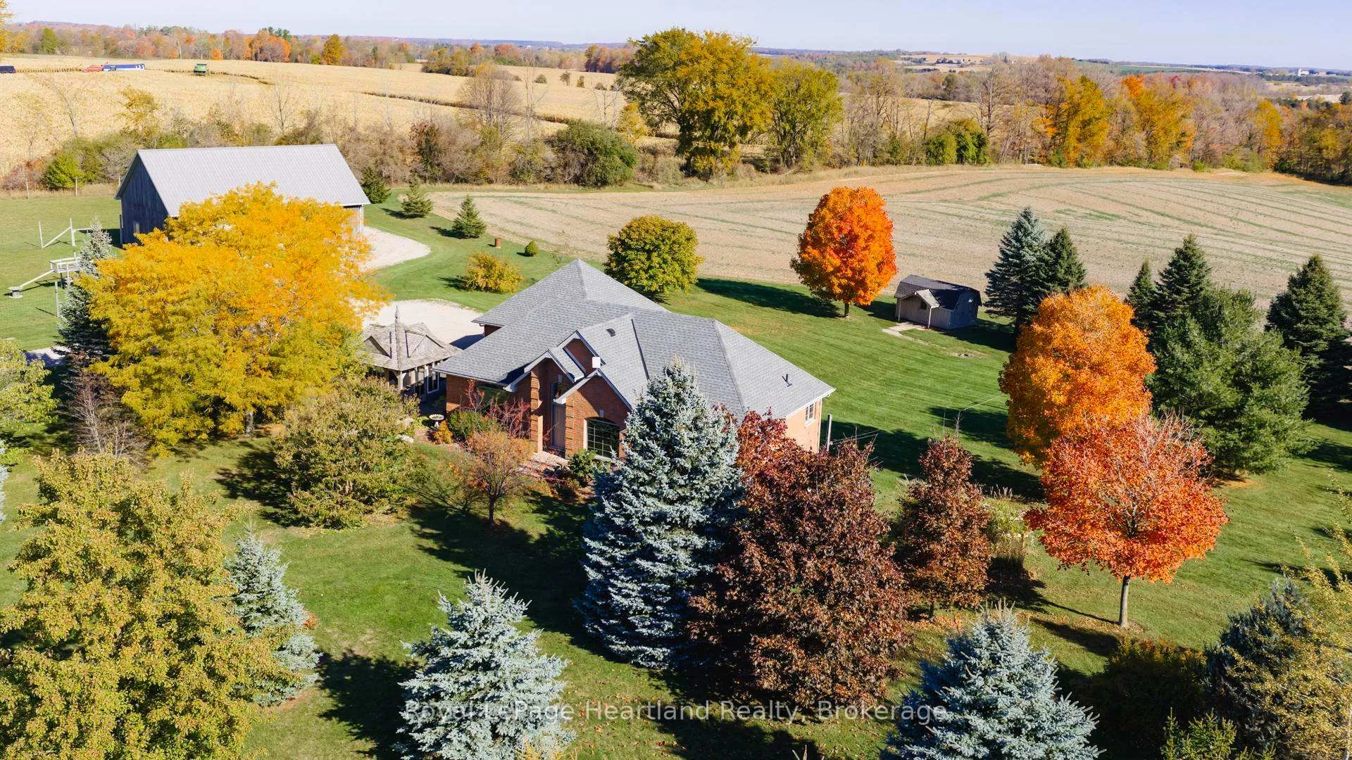 Photo 2 of 81572 Lucknow Line, Ashfield-Colborne-Wawanosh, Colborne — HOMEH