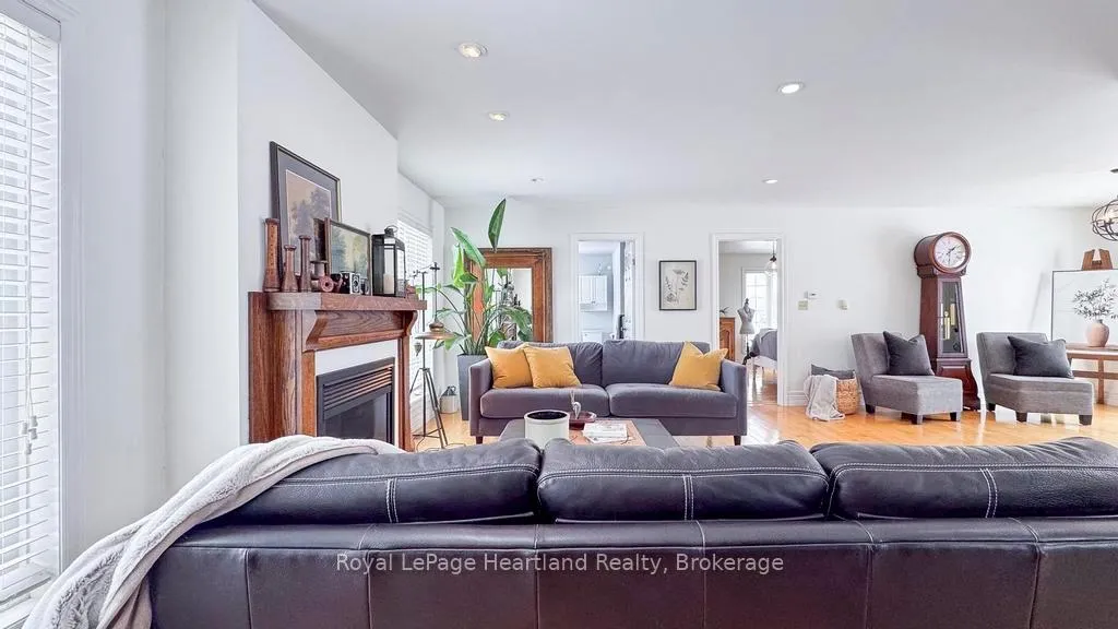 Photo 6 of 81572 Lucknow Line, Ashfield-Colborne-Wawanosh, Colborne — HOMEH