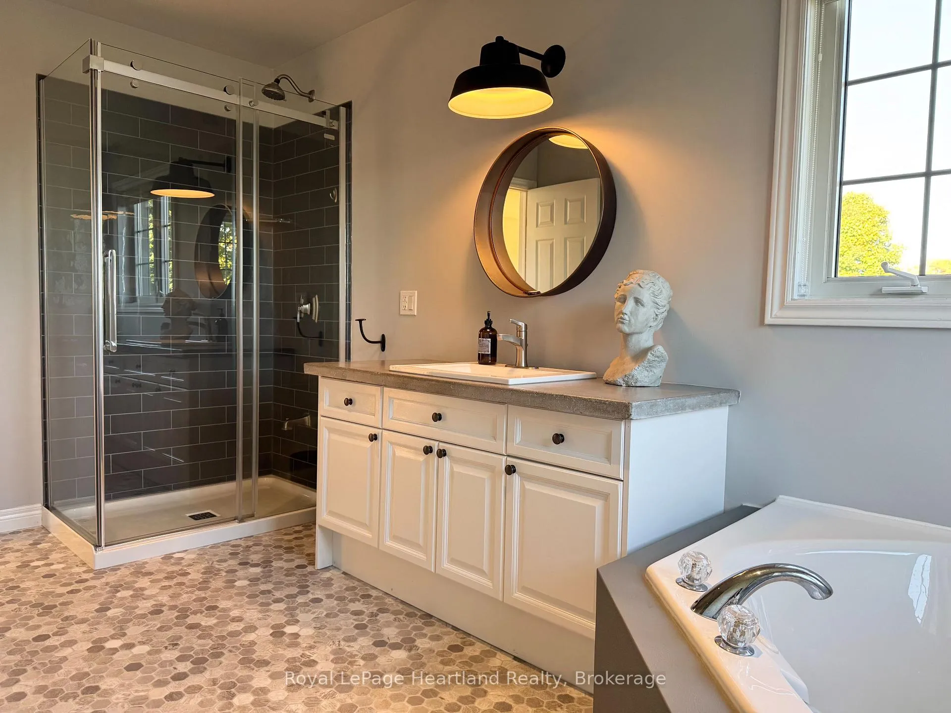Photo 14 of 81572 Lucknow Line, Ashfield-Colborne-Wawanosh, Colborne — HOMEH