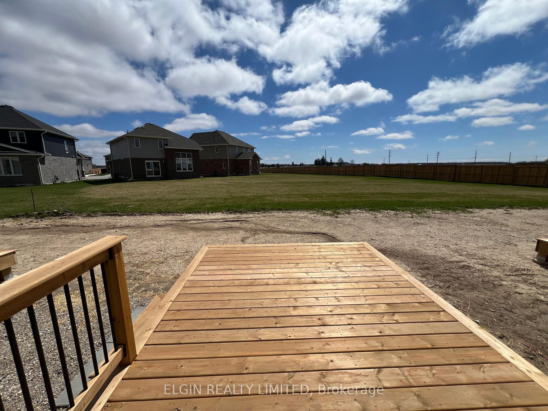 Photo 3 of 225 Renaissance Drive, St. Thomas — HOMEH