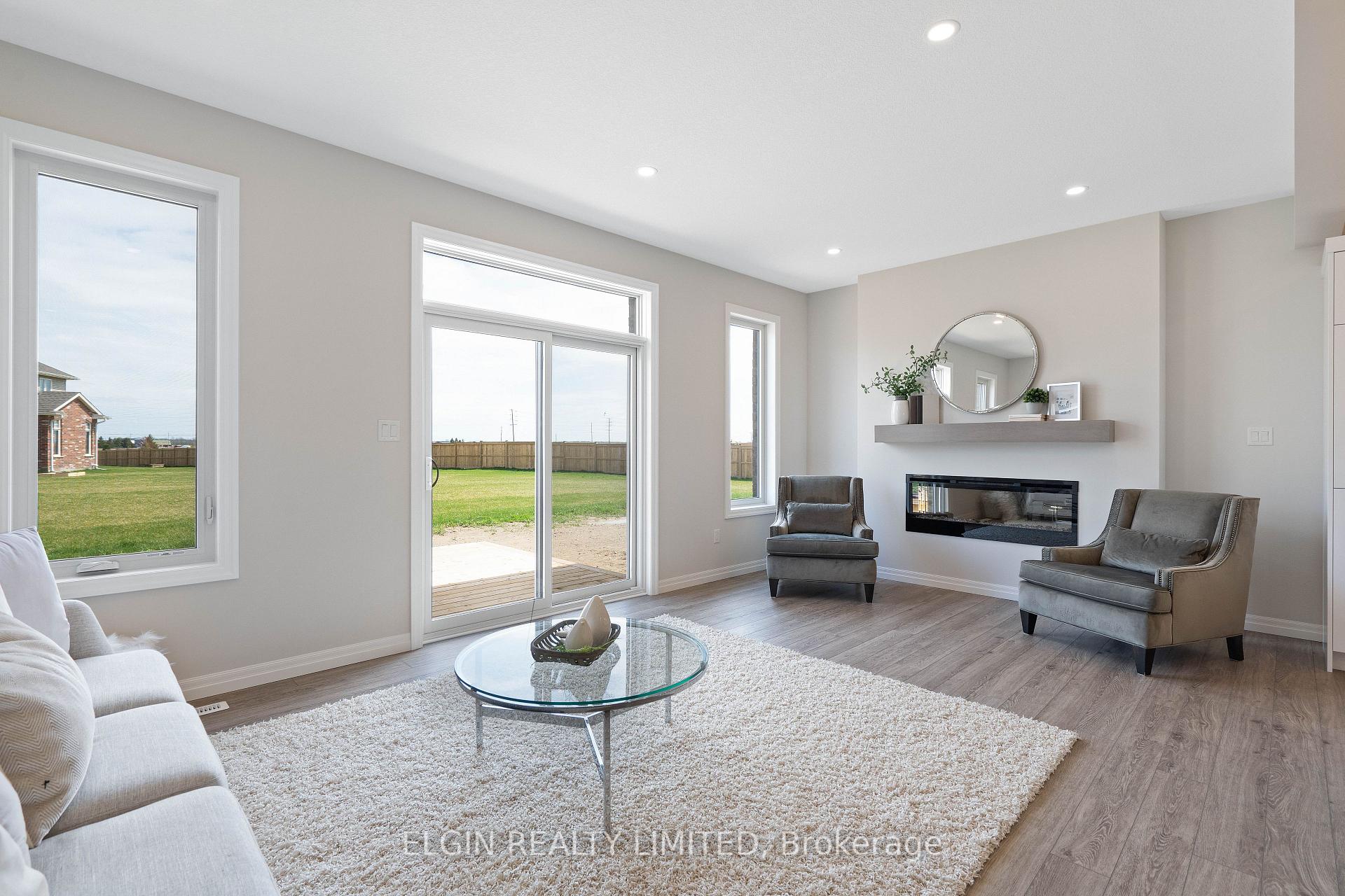 Photo 11 of 225 Renaissance Drive, St. Thomas — HOMEH
