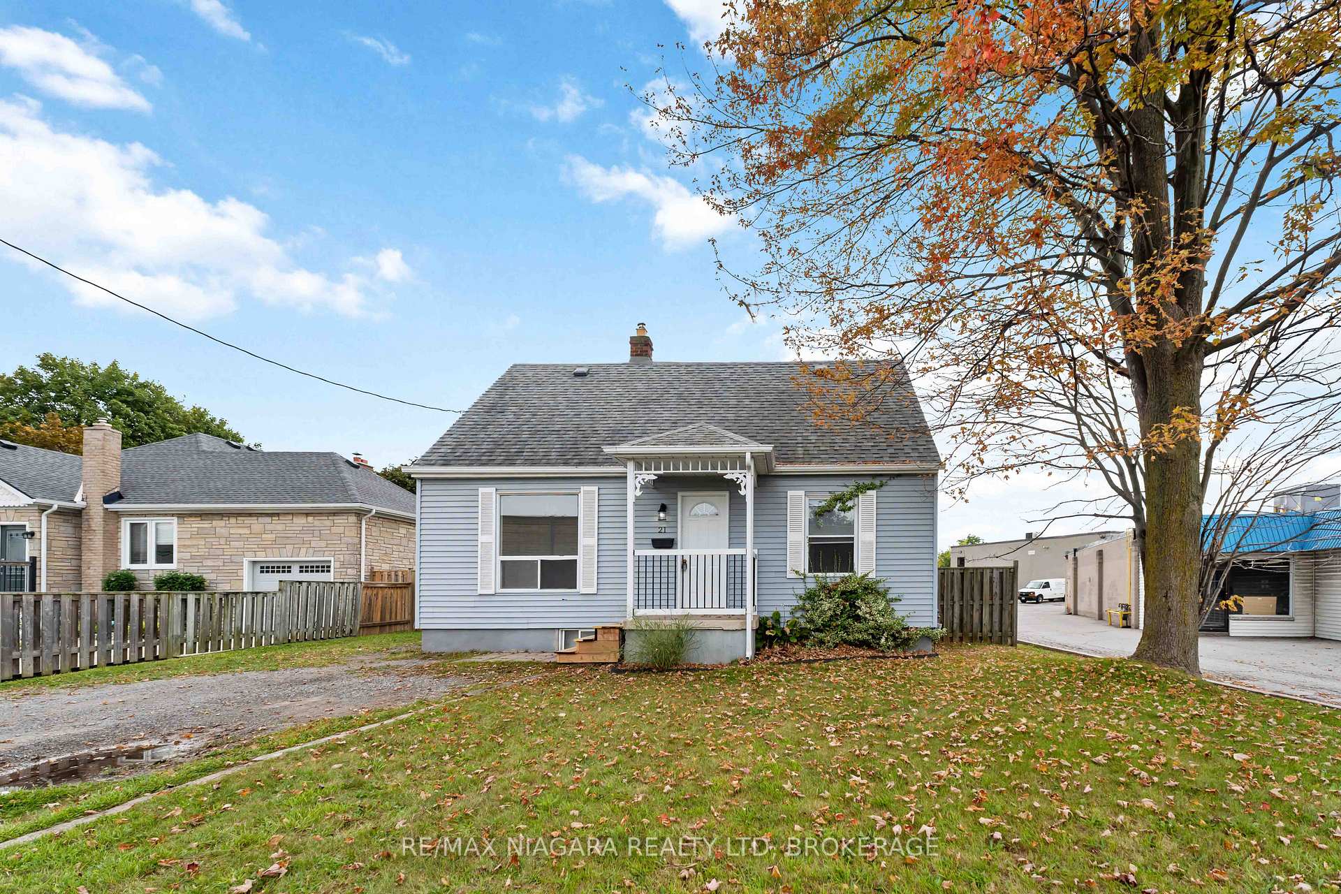 Photo 1 of 21 Maywood Avenue, St. Catharines, Haig — HOMEH