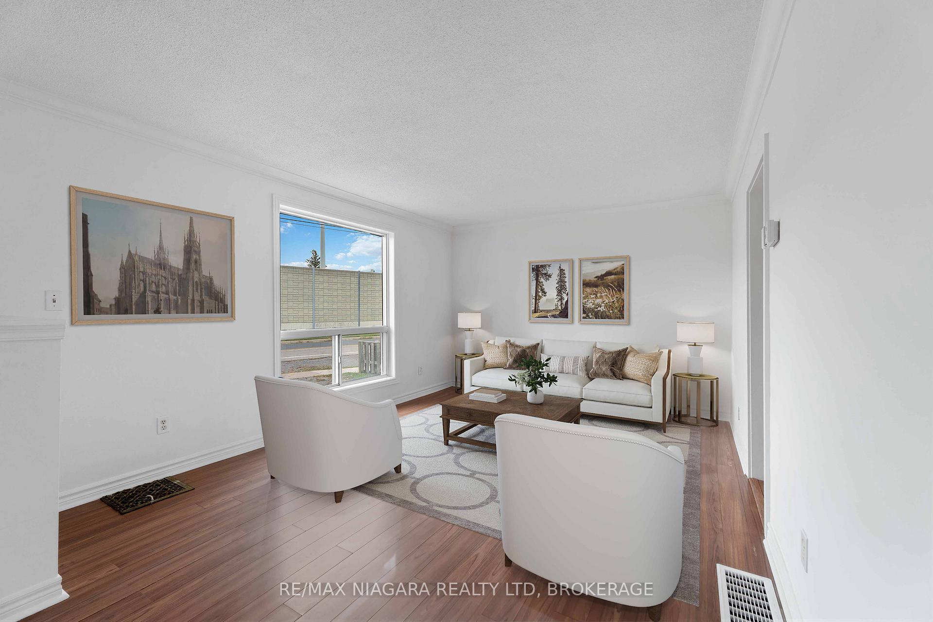 Photo 6 of 21 Maywood Avenue, St. Catharines, Haig — HOMEH