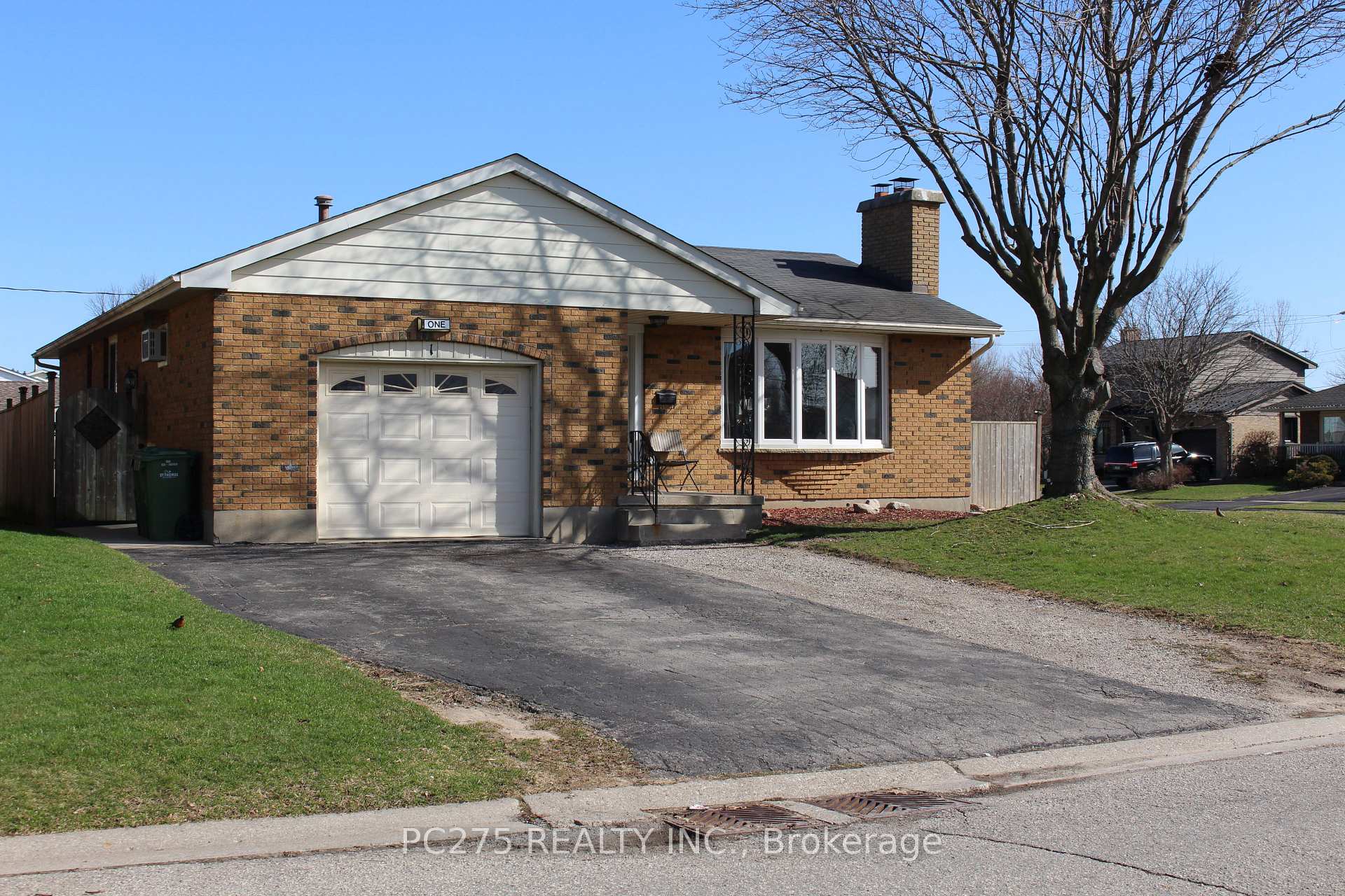 Front of 1 Idsardi Avenue