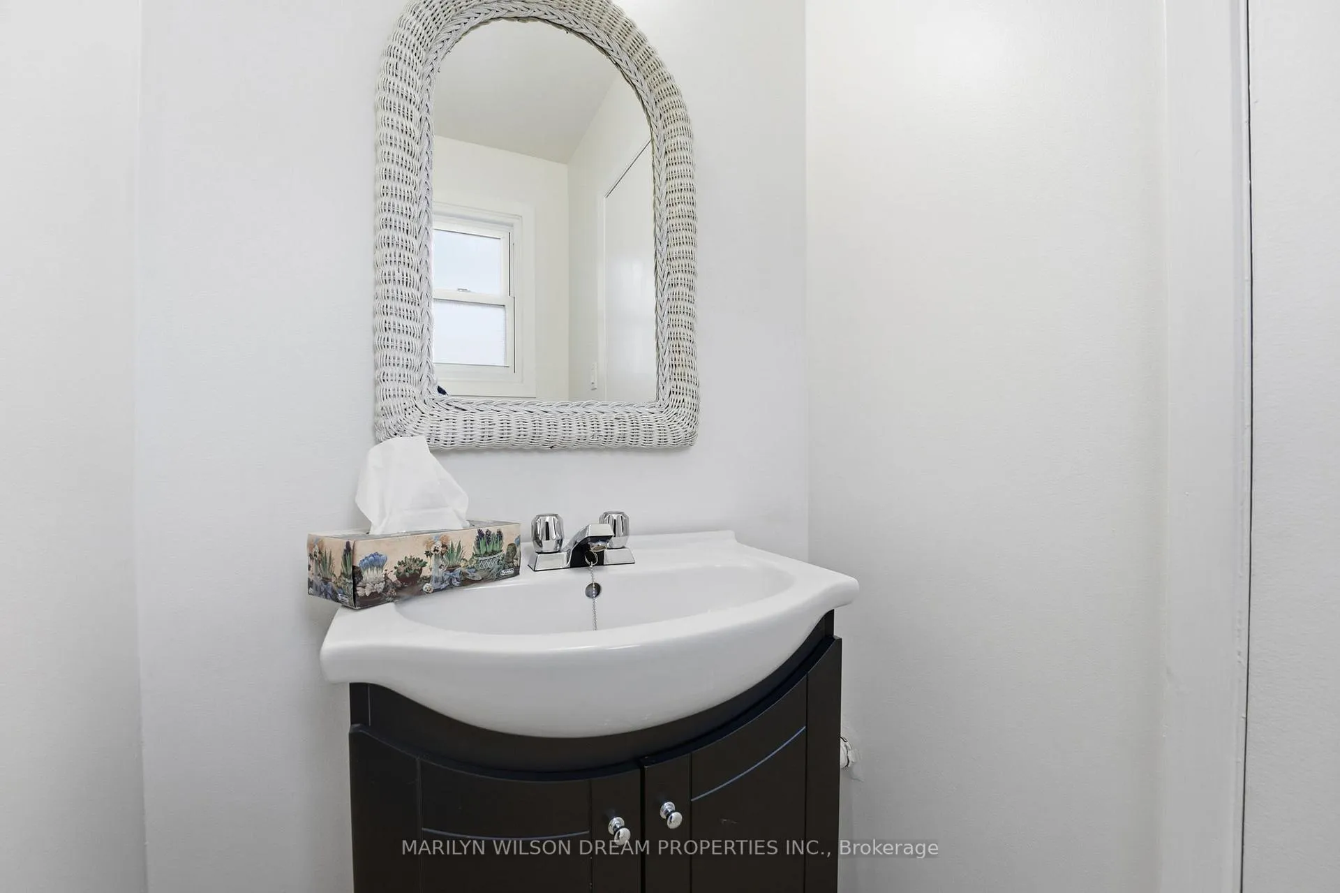Photo 14 of Unit 54, 403 Miranda Private, Ottawa, Carson Meadows — HOMEH