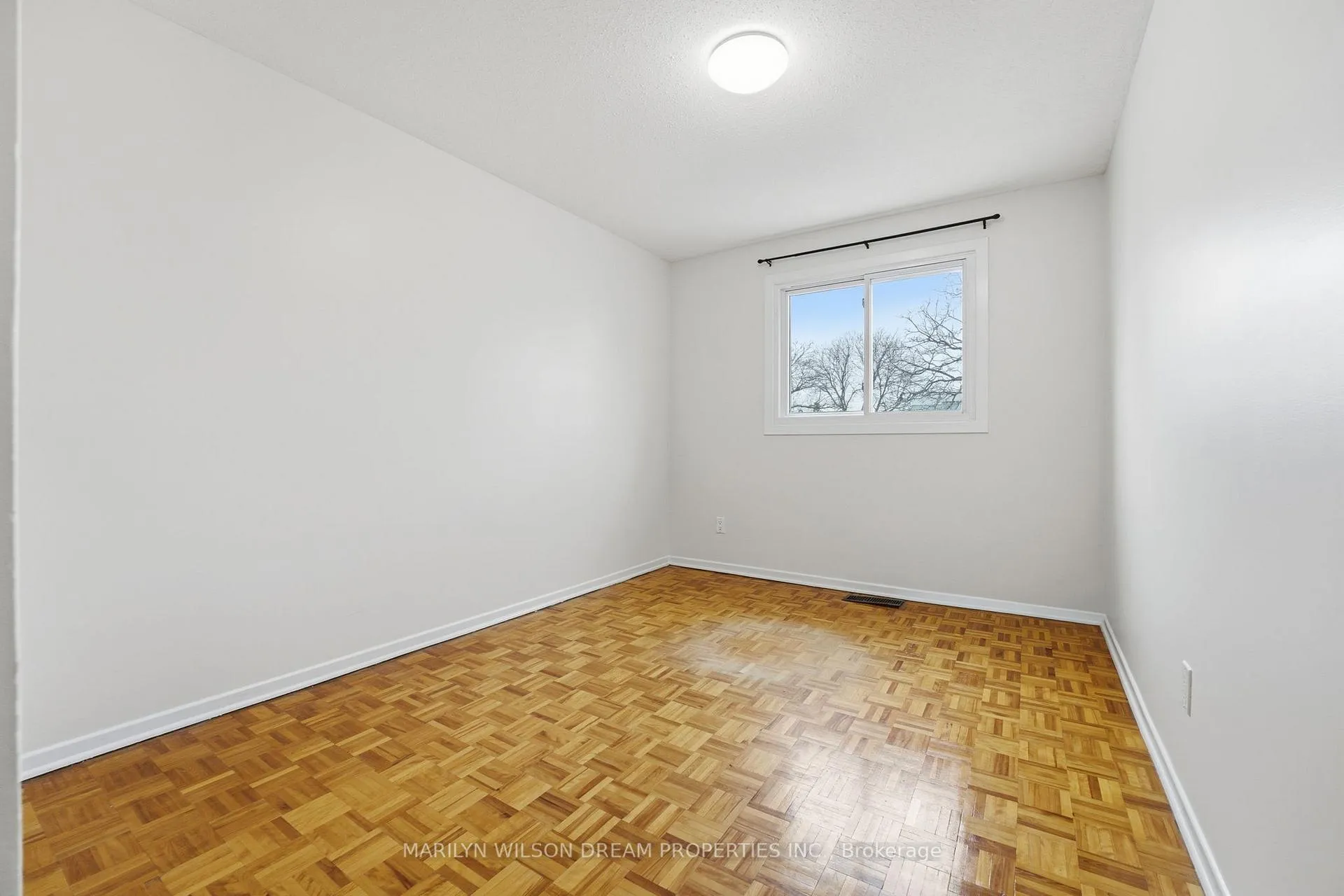 Photo 21 of Unit 54, 403 Miranda Private, Ottawa, Carson Meadows — HOMEH