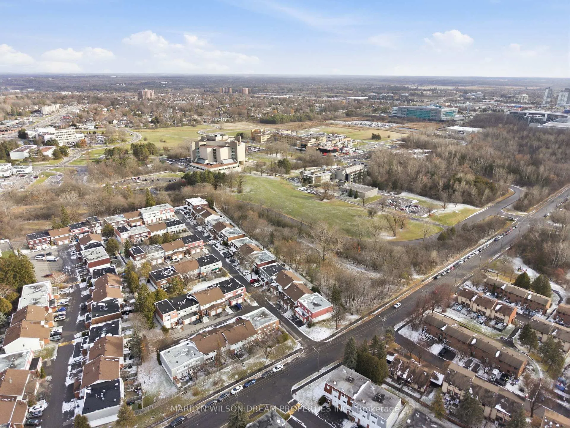 Photo 29 of Unit 54, 403 Miranda Private, Ottawa, Carson Meadows — HOMEH