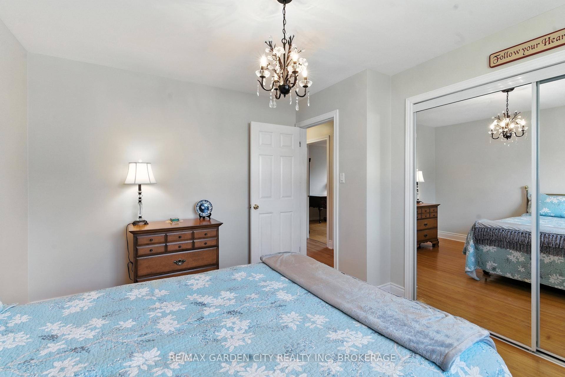 Photo 21 of 28 Faye Crescent, St. Catharines, Lakeport — HOMEH