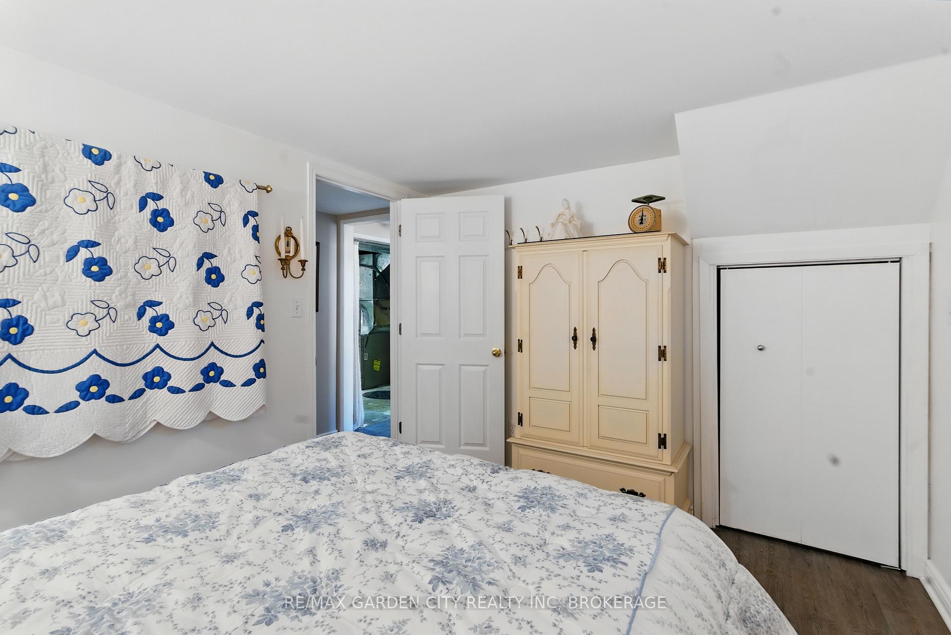 Photo 26 of 28 Faye Crescent, St. Catharines, Lakeport — HOMEH