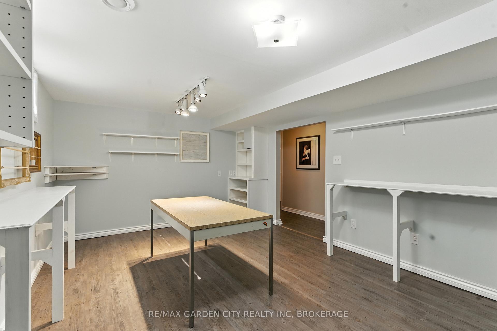 Photo 28 of 28 Faye Crescent, St. Catharines, Lakeport — HOMEH