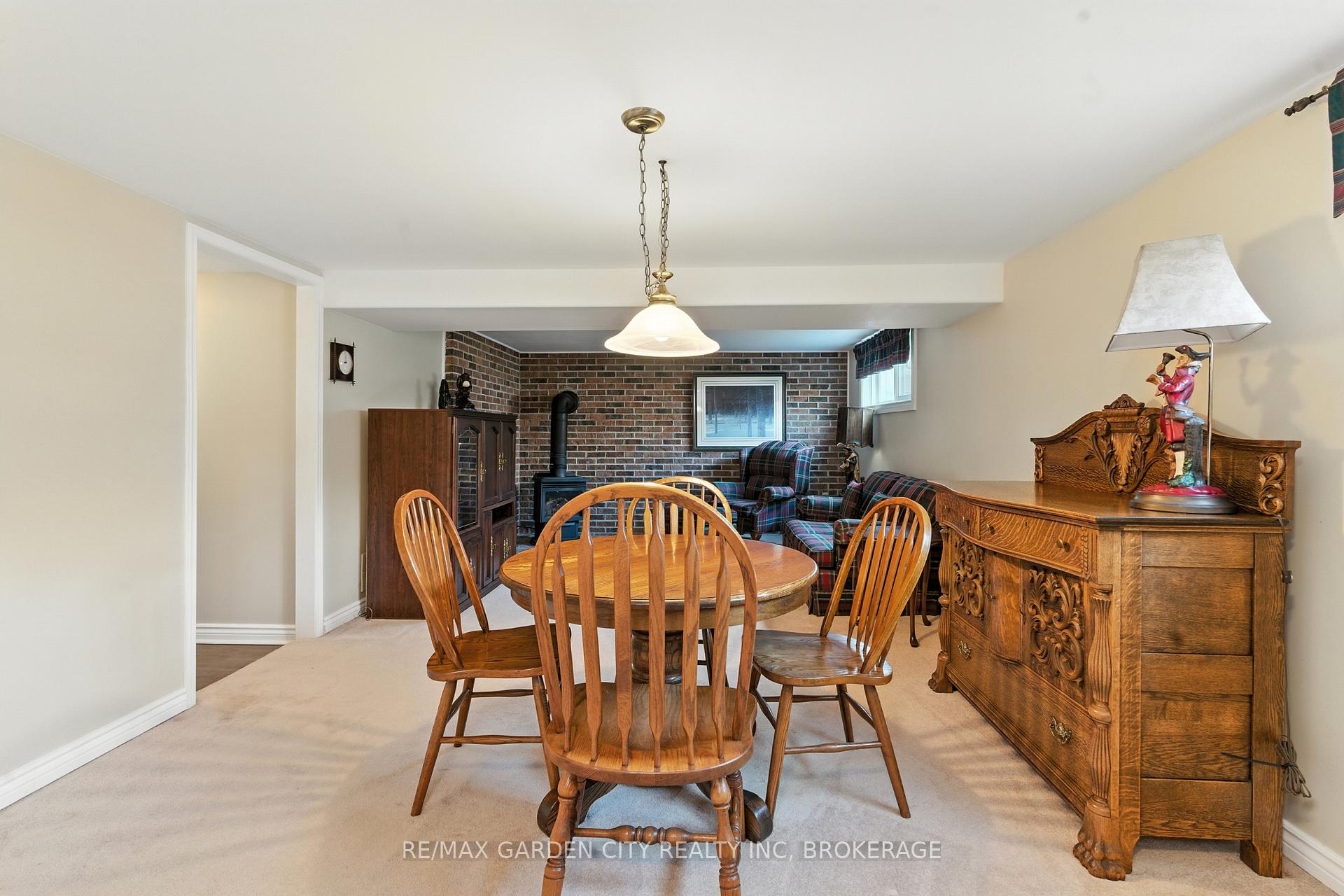 Photo 32 of 28 Faye Crescent, St. Catharines, Lakeport — HOMEH