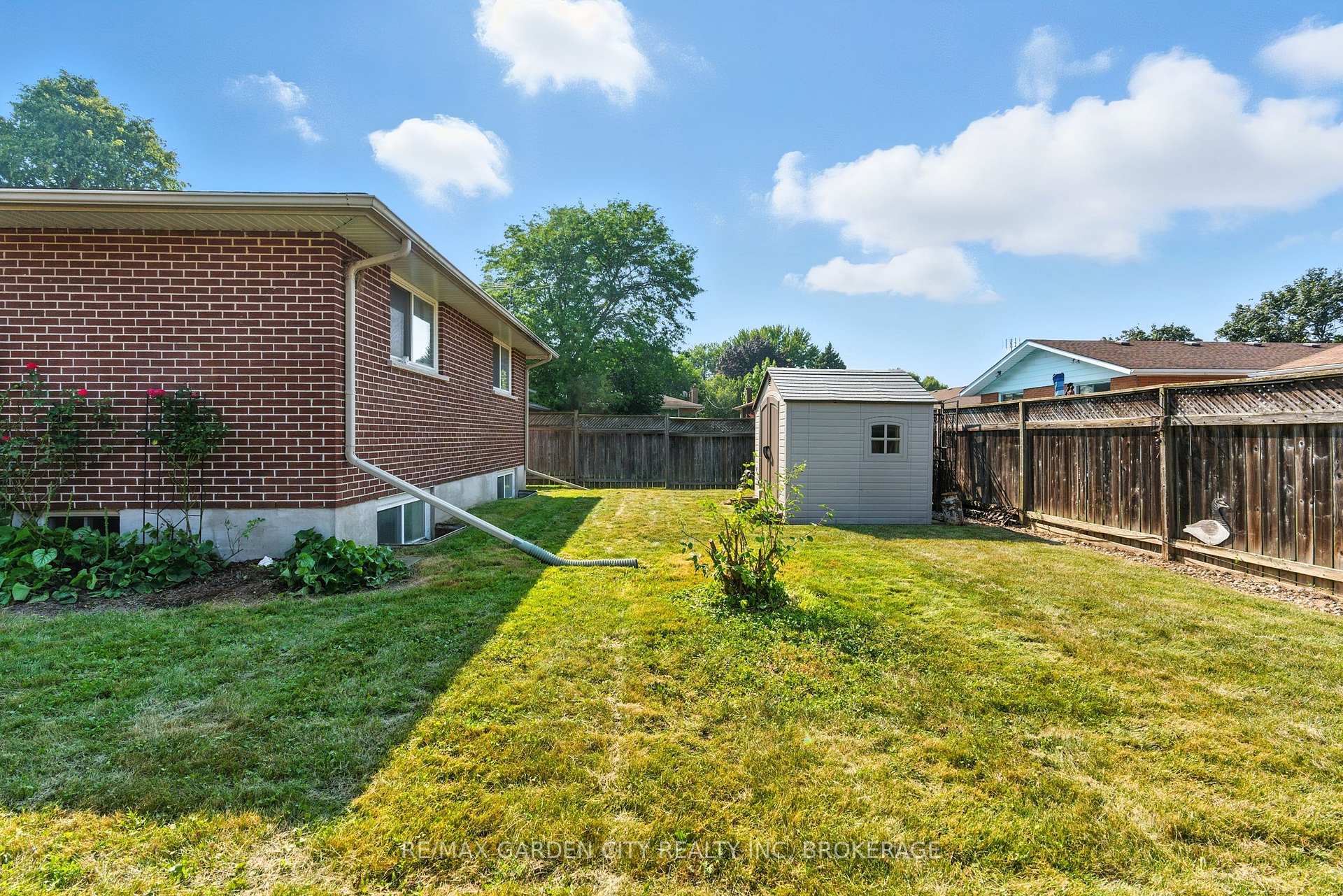 Photo 39 of 28 Faye Crescent, St. Catharines, Lakeport — HOMEH