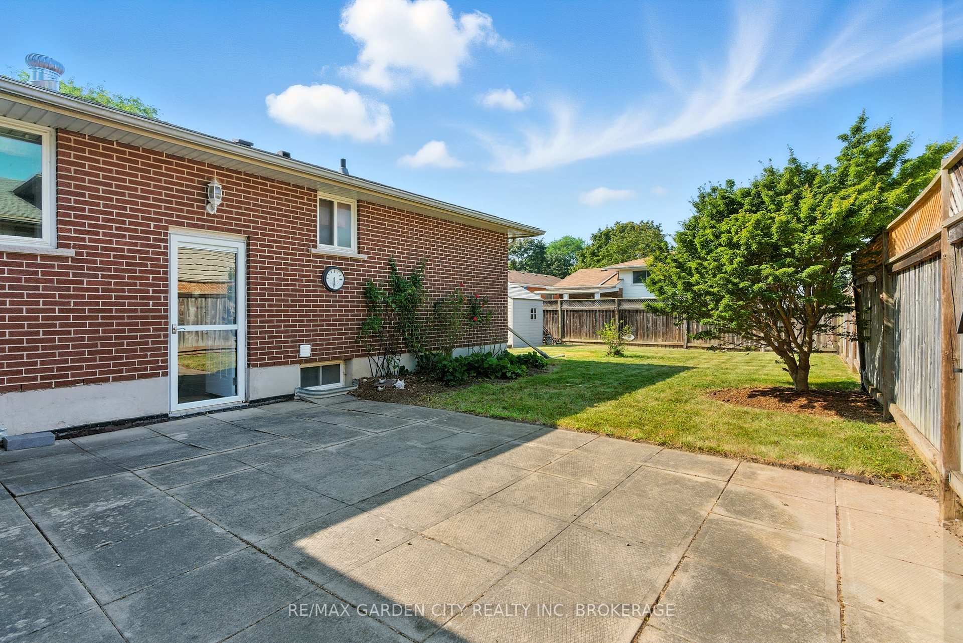Photo 40 of 28 Faye Crescent, St. Catharines, Lakeport — HOMEH