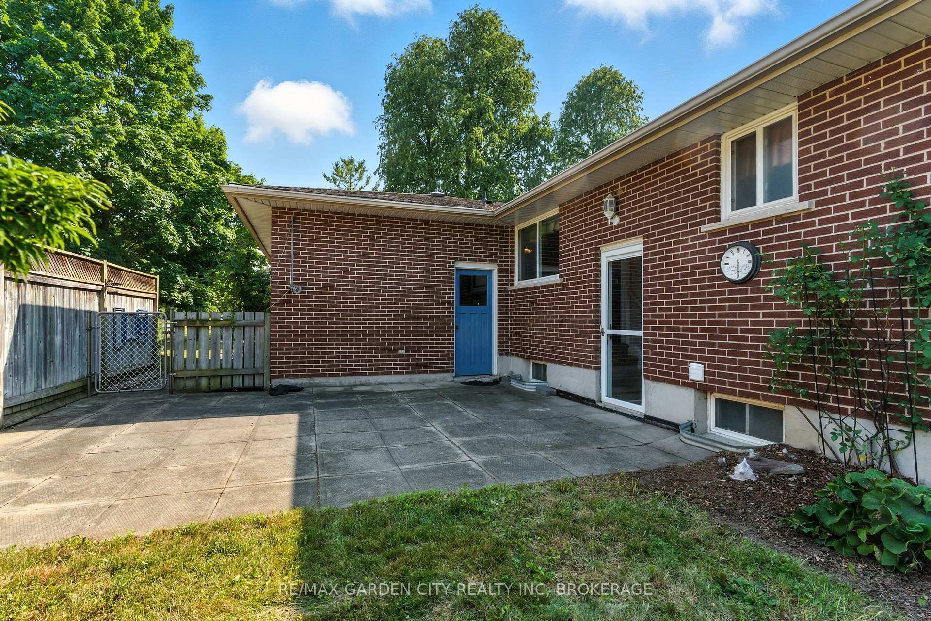 Photo 42 of 28 Faye Crescent, St. Catharines, Lakeport — HOMEH